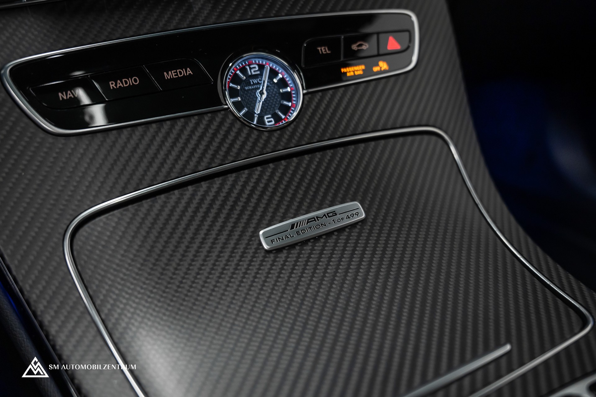 MERCEDES-BENZ C 63 S AMG Coupé / 1 of 499 / Final Edition / Designo magno / Aero-image-23