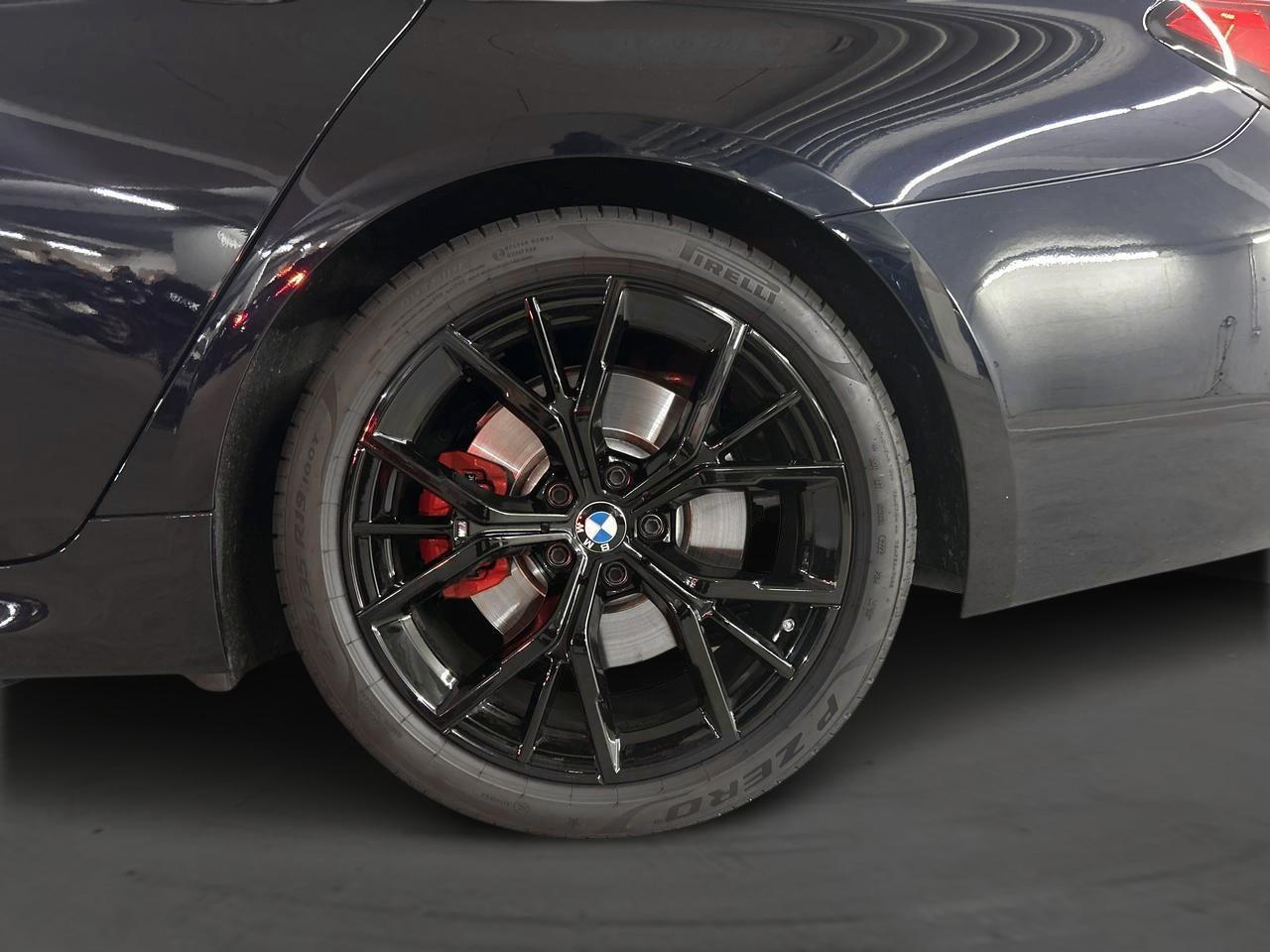 BMW 530d xDrive Touring M Sport-image-12