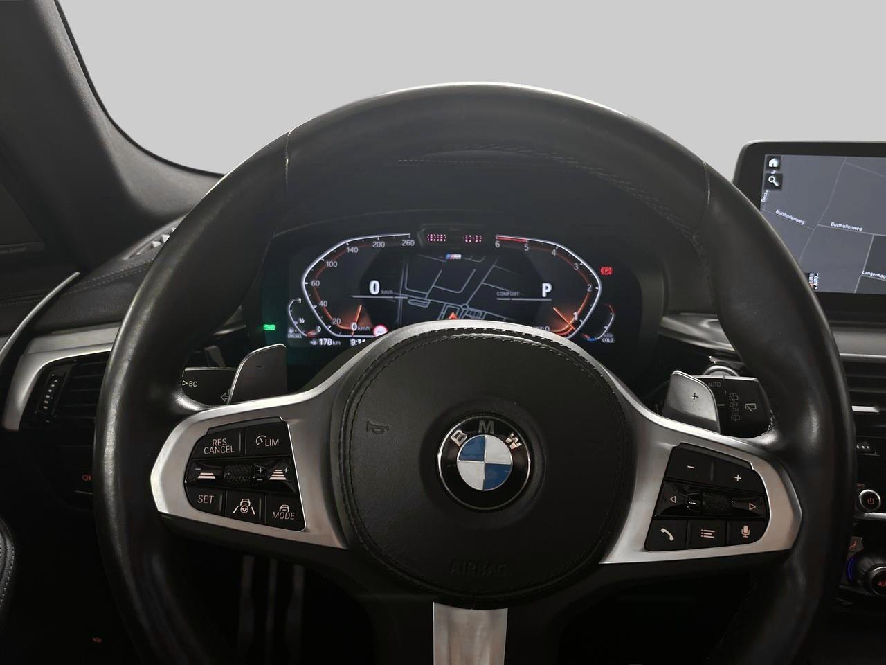 BMW 530d xDrive Touring M Sport-image-18
