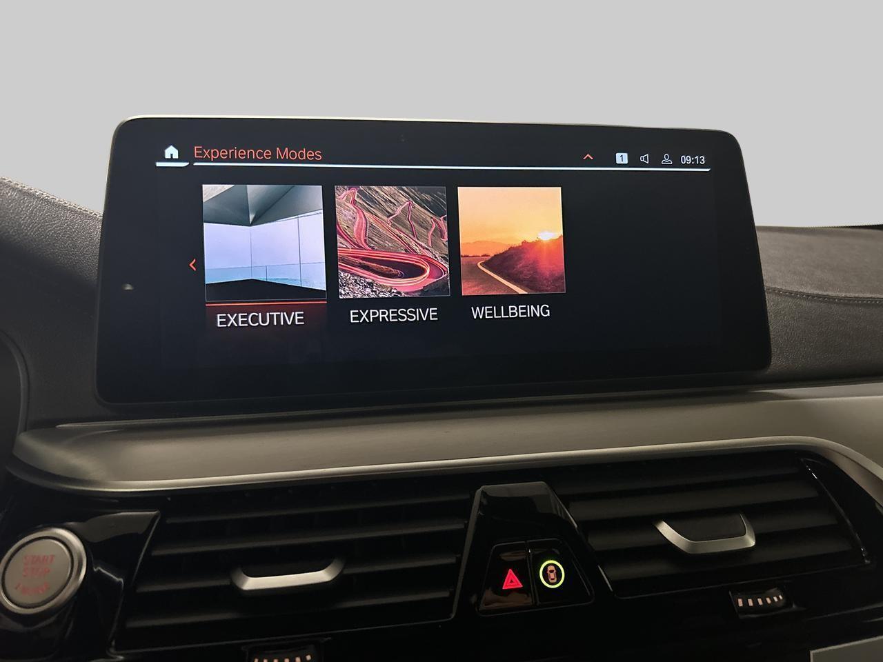 BMW 530d xDrive Touring M Sport-image-24