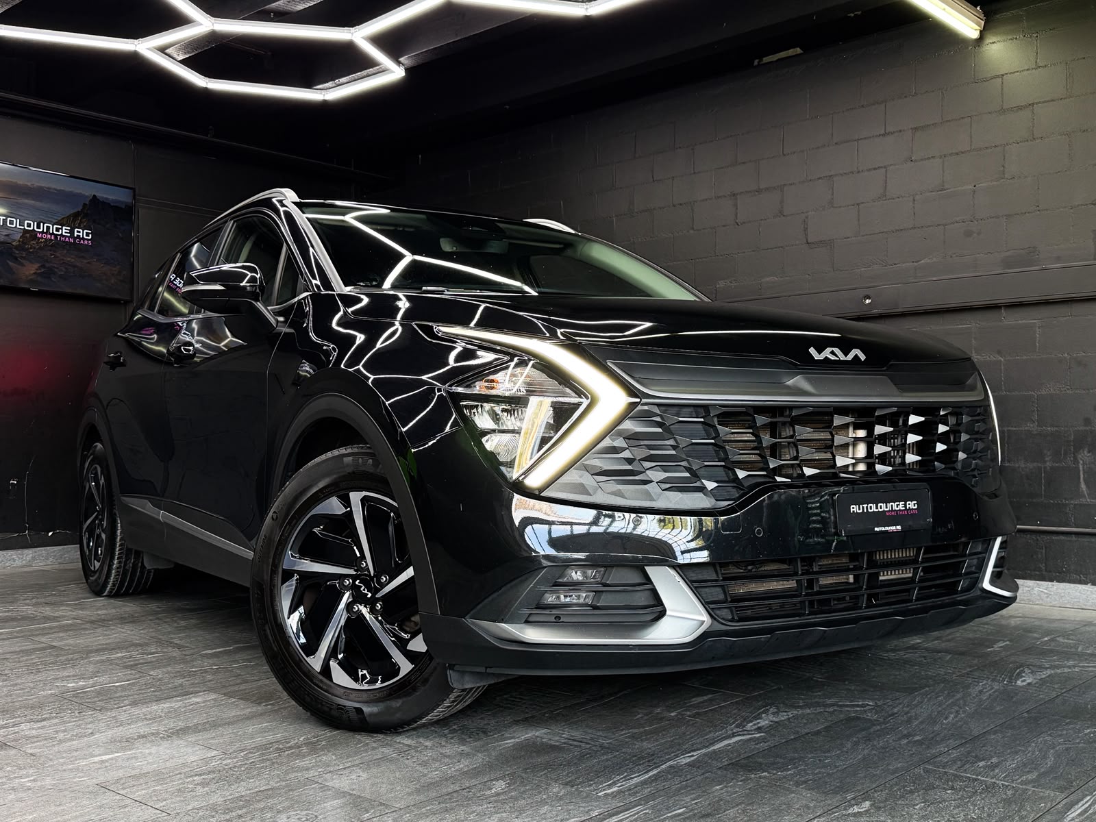 KIA Sportage 1.6CRDi Mild Hybrid Black Edition 4WD DCT-image-0