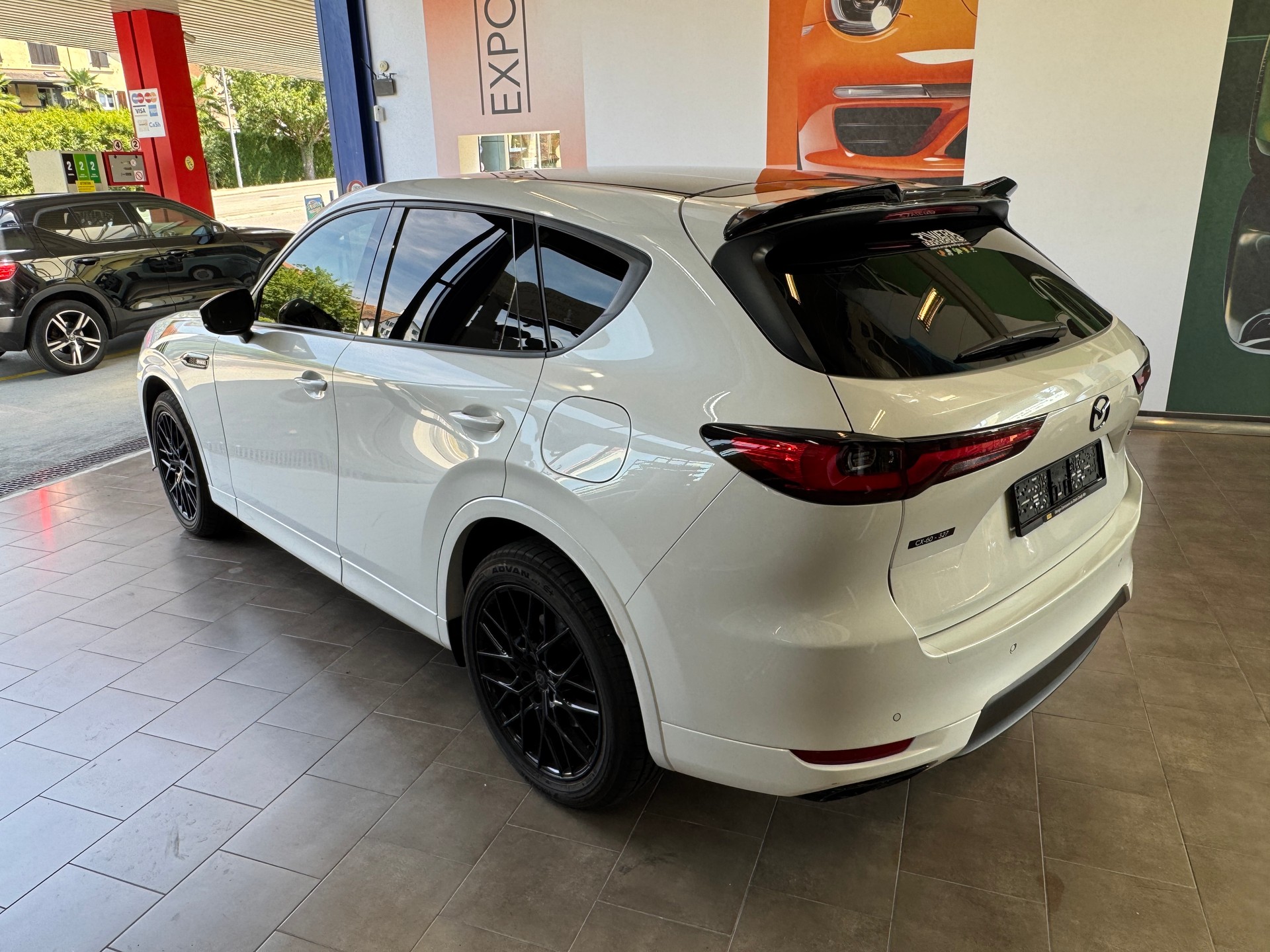 MAZDA CX-60 e-Skyactiv PHEV 327 AWD Homura-image-3