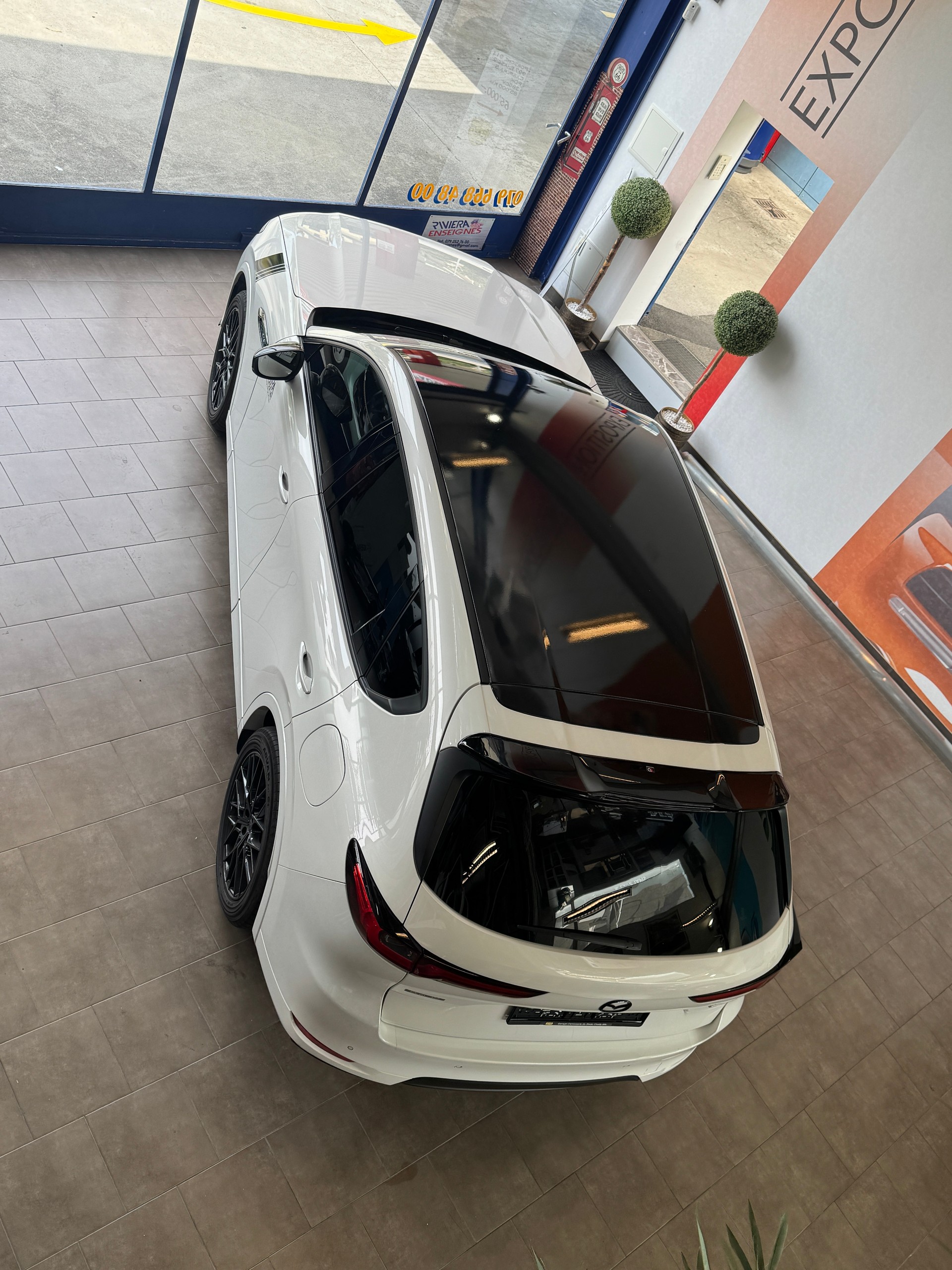 MAZDA CX-60 e-Skyactiv PHEV 327 AWD Homura-image-4