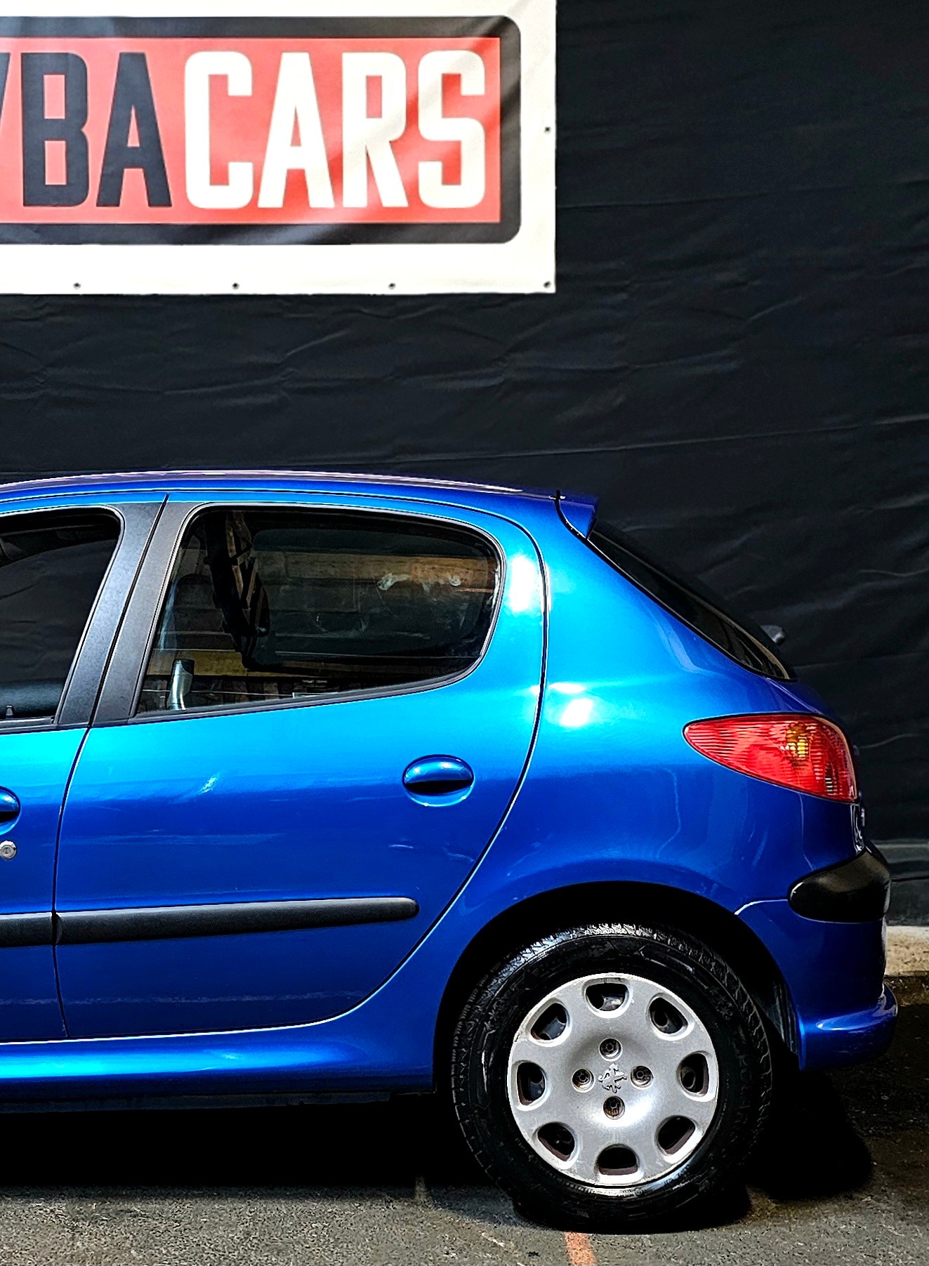 PEUGEOT 206 1.4 16V XT-image-3