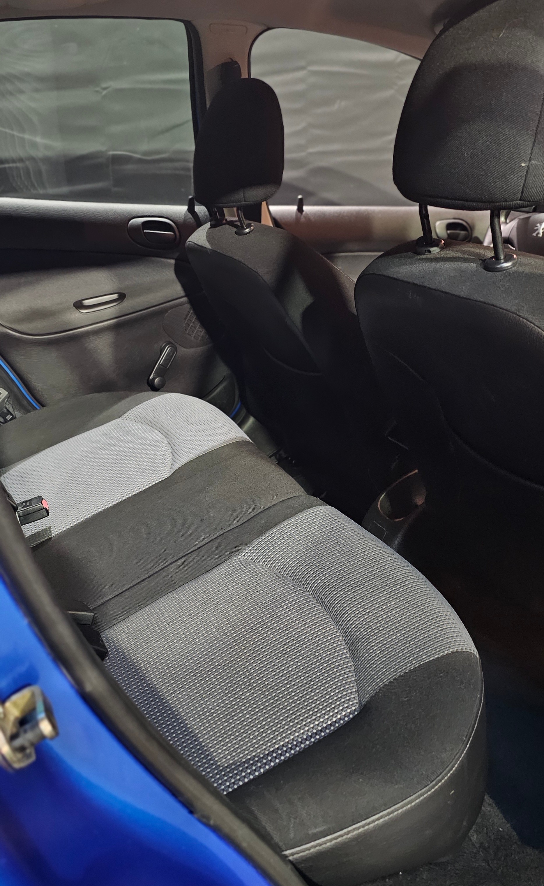 PEUGEOT 206 1.4 16V XT-image-14
