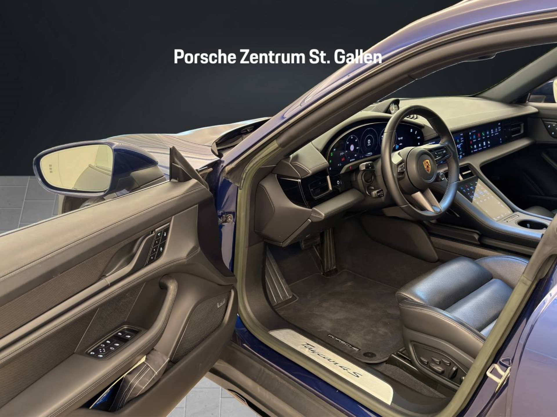 PORSCHE Taycan 4S Cross Turismo-image-3