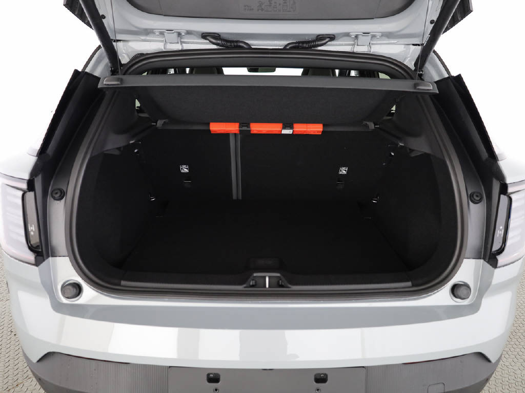 VOLVO EX 30 Cross Country P8 Ultra AWD-image-23