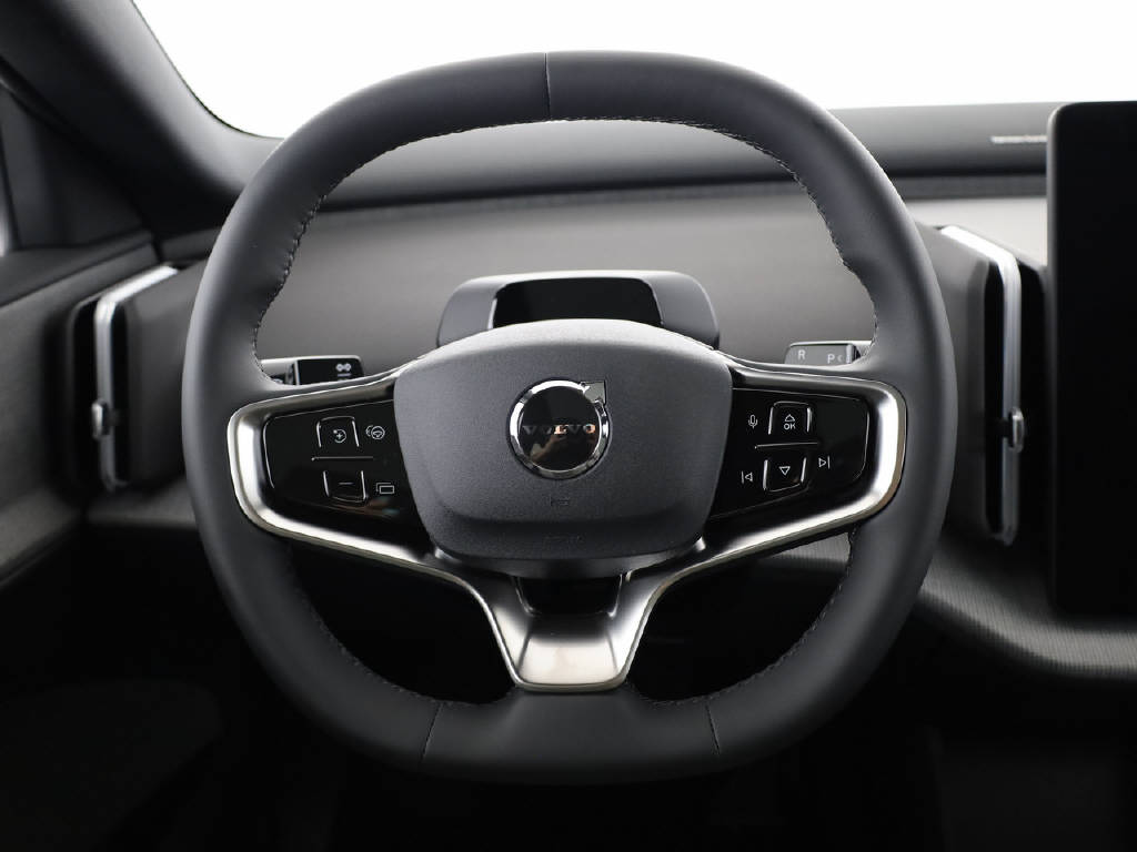 VOLVO EX 30 Cross Country P8 Ultra AWD-image-30