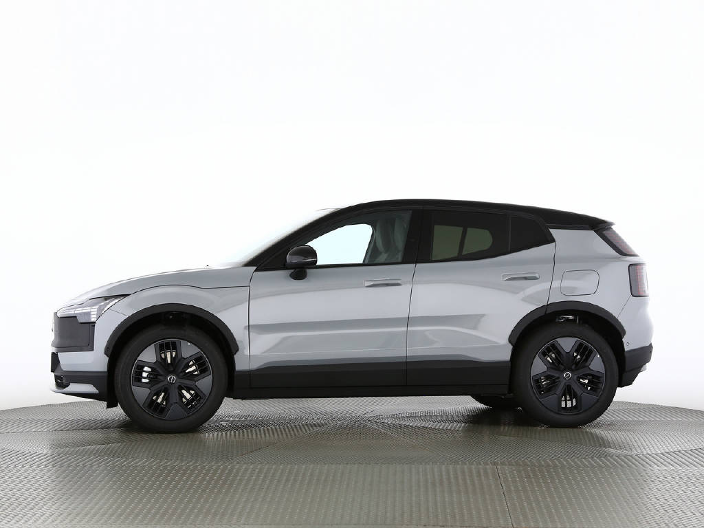 VOLVO EX 30 Cross Country P8 Ultra AWD-image-28