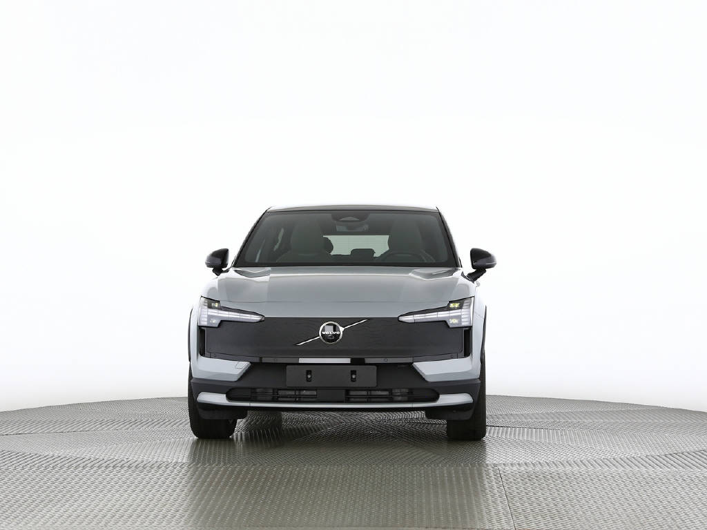 VOLVO EX 30 Cross Country P8 Ultra AWD-image-22