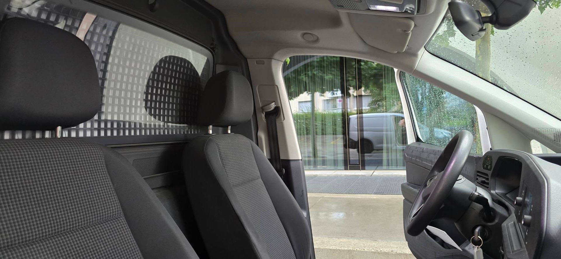 VW Caddy 2.0TDI Cargo 2.0TDI 4Motion-image-23