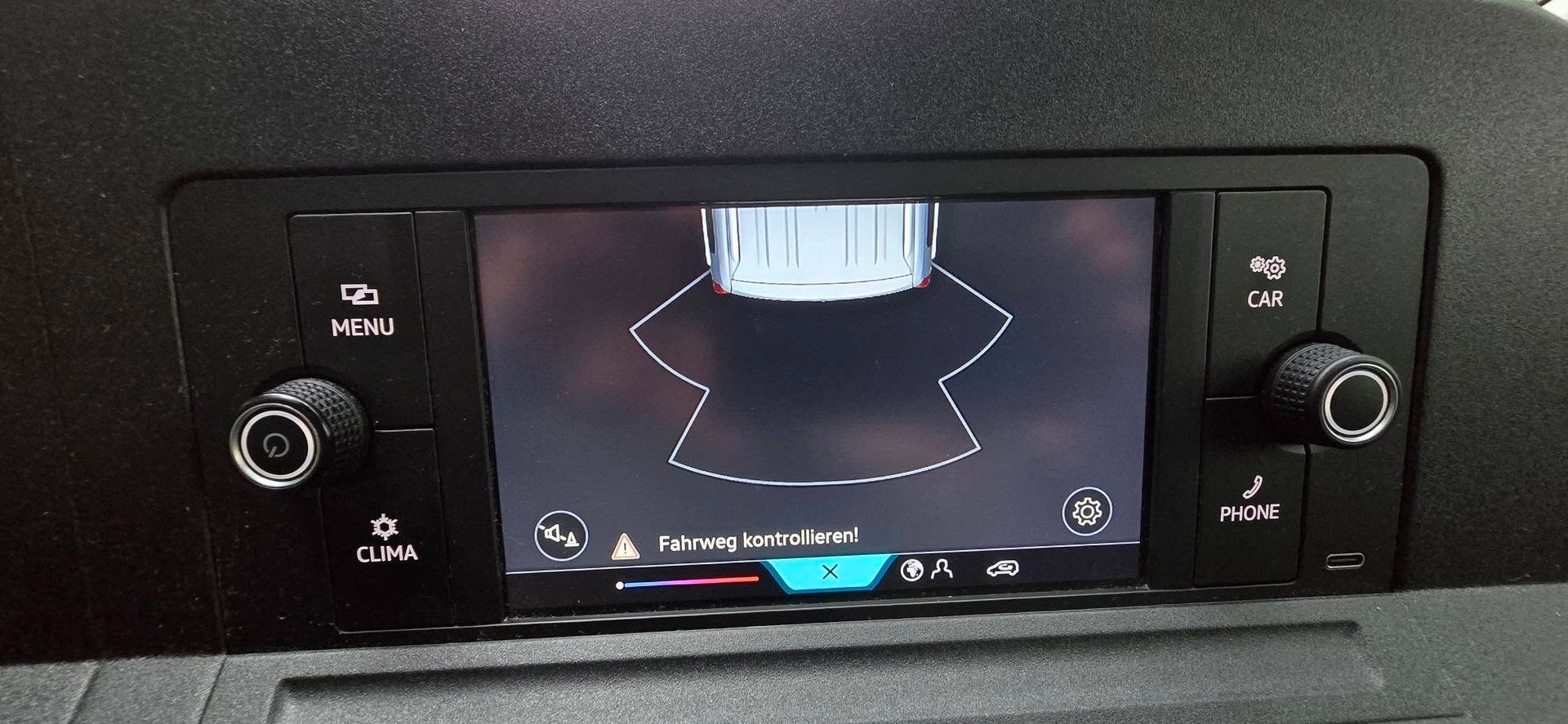 VW Caddy 2.0TDI Cargo 2.0TDI 4Motion-image-21