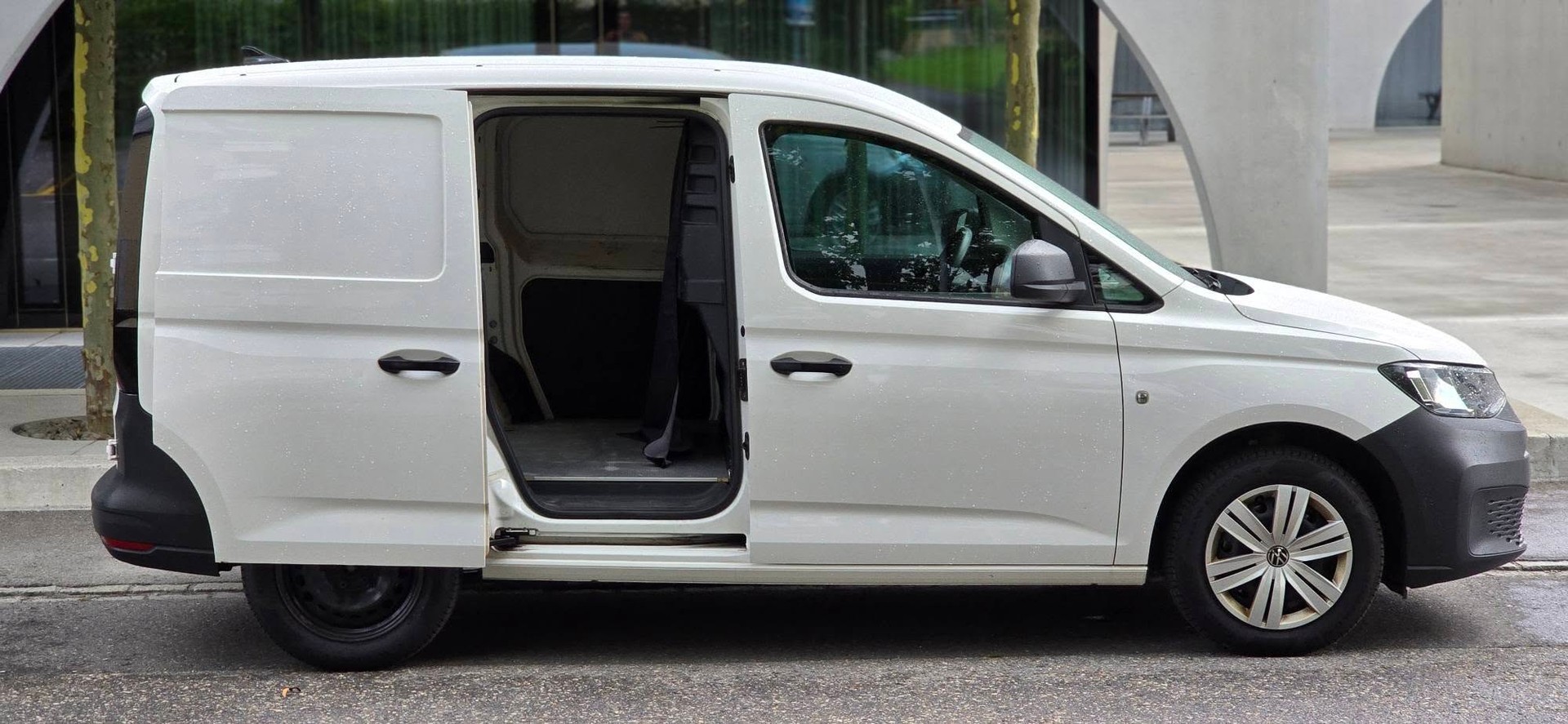 VW Caddy 2.0TDI Cargo 2.0TDI 4Motion-image-5