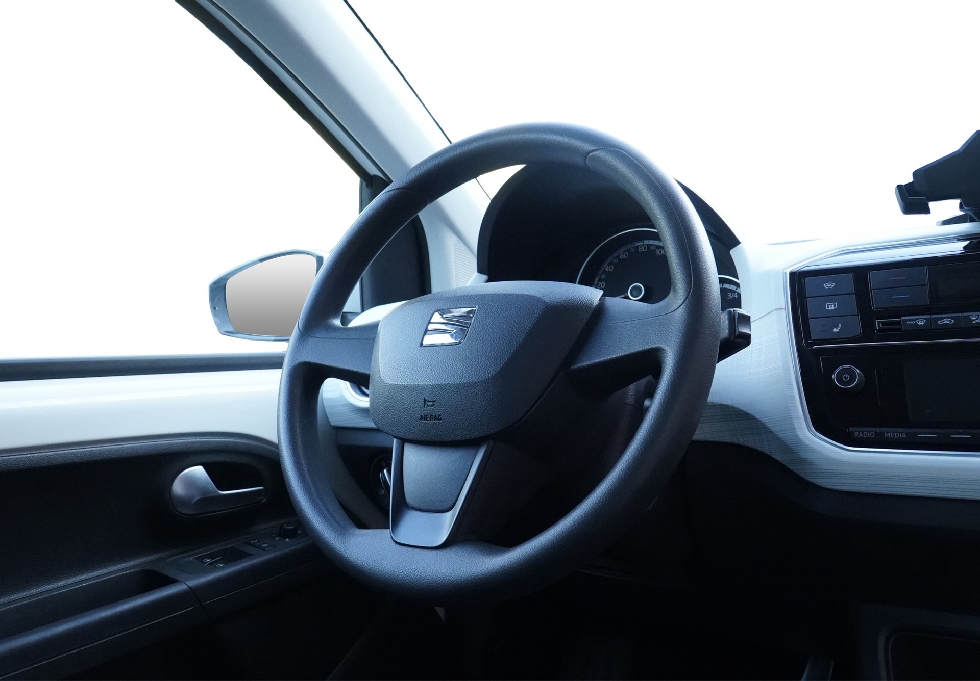 SEAT Mii electric PLUS *CH Fahrzeug*-image-13