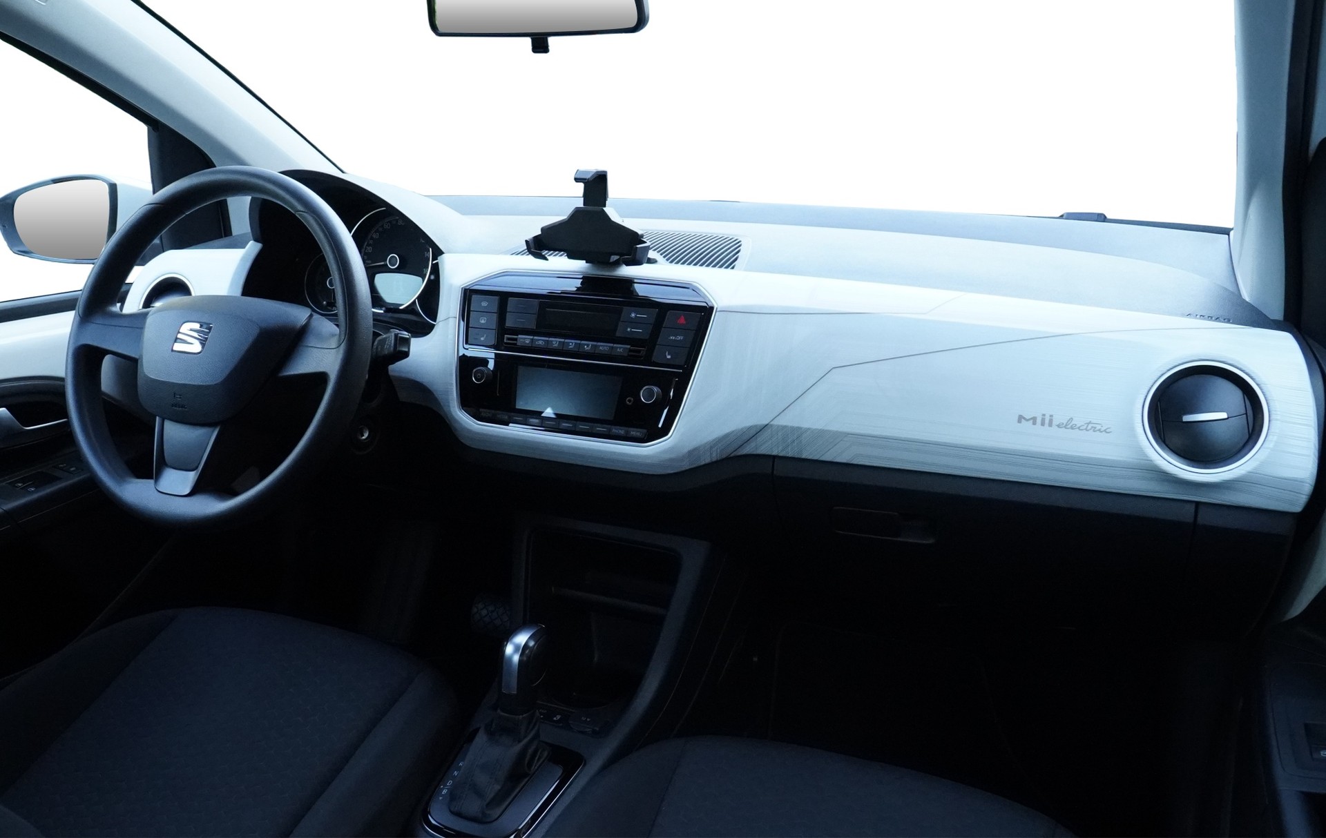 SEAT Mii electric PLUS *CH Fahrzeug*-image-12