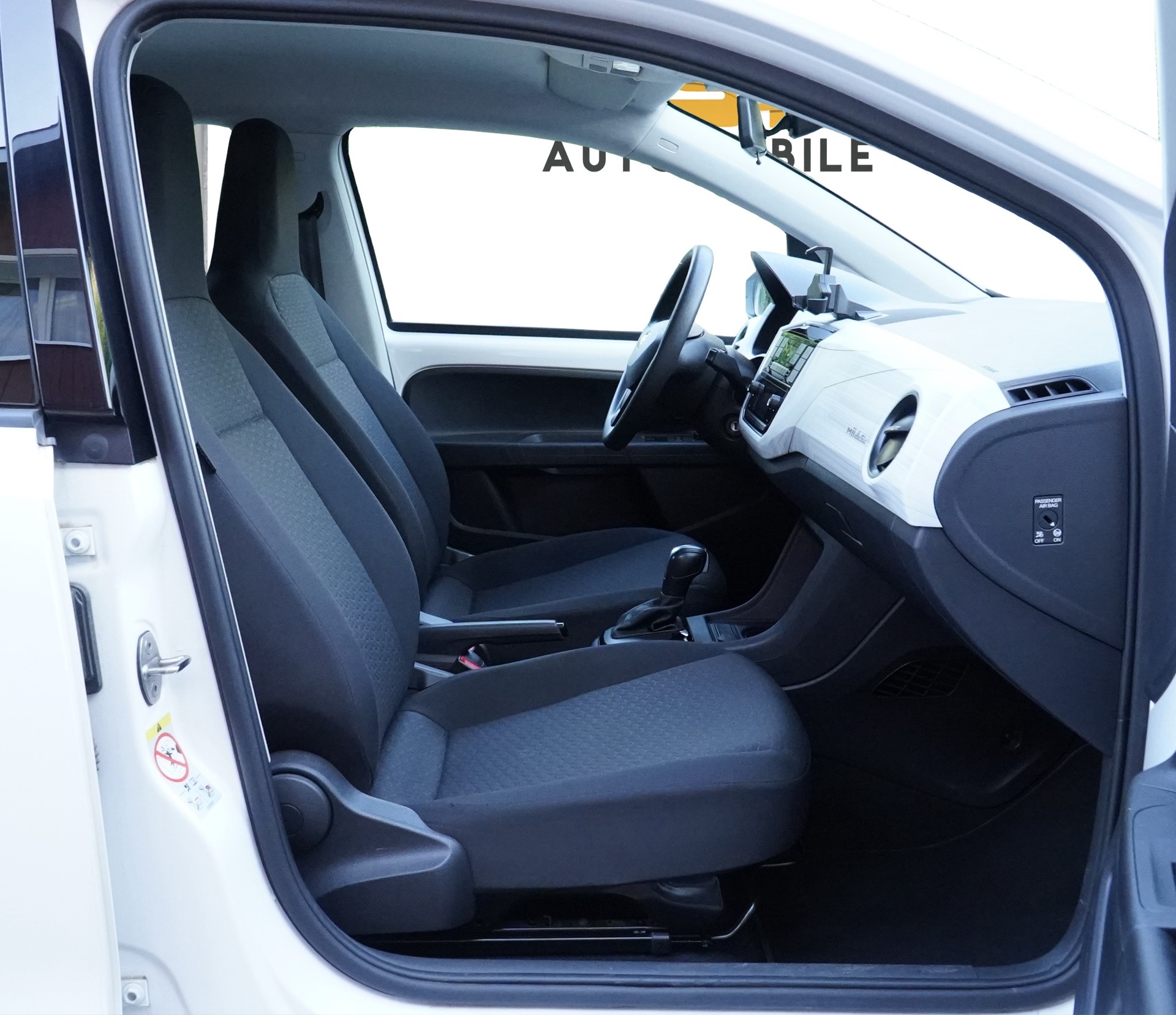 SEAT Mii electric PLUS *CH Fahrzeug*-image-11