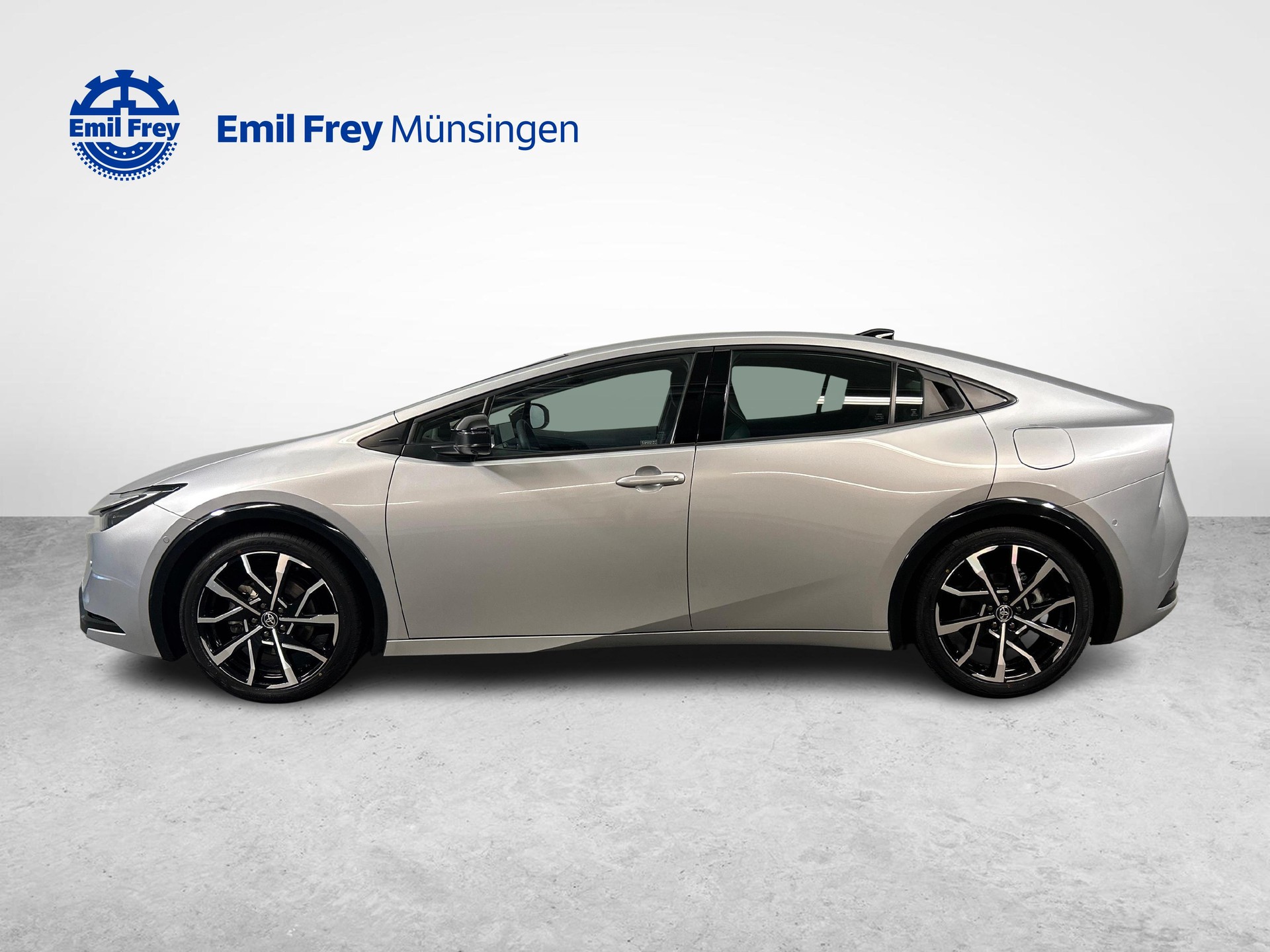 TOYOTA Prius 2.0 Plug-In-Hybrid Premium-image-4