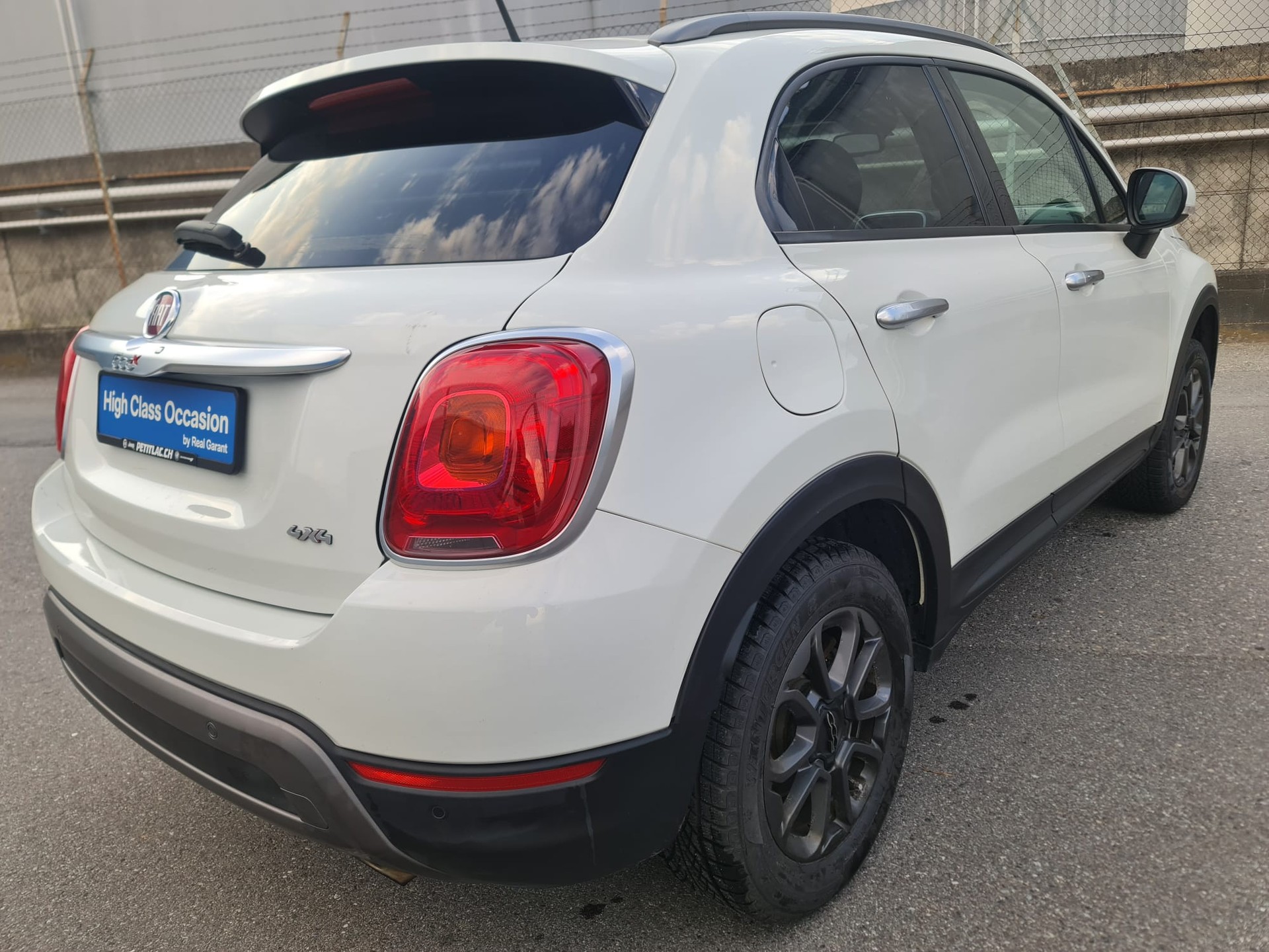 FIAT 500X 1.4T Cross 4x4 Automatic-image-5