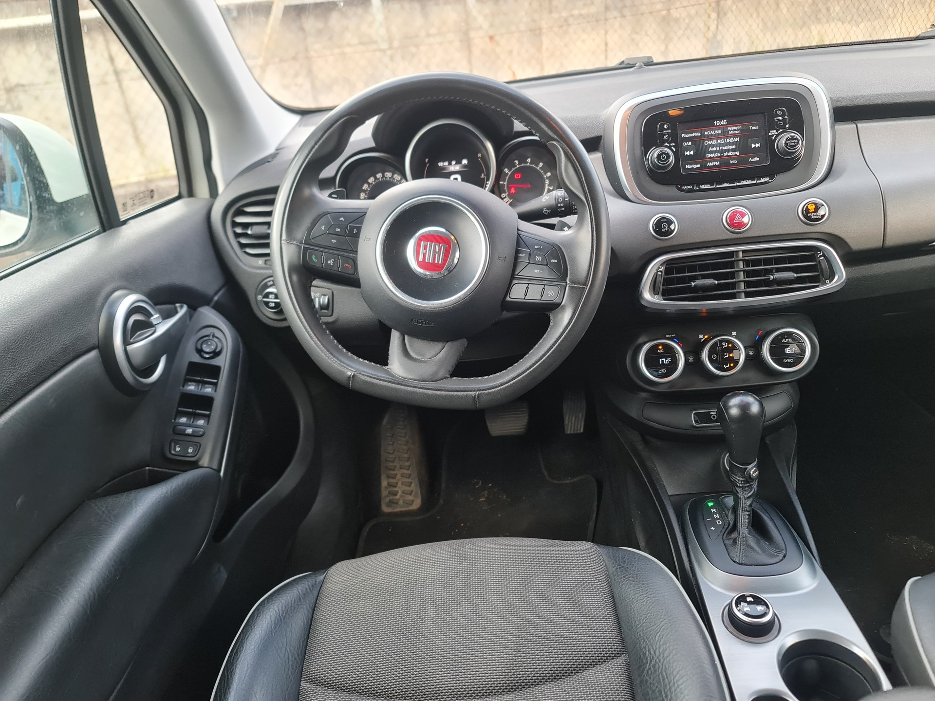 FIAT 500X 1.4T Cross 4x4 Automatic-image-14