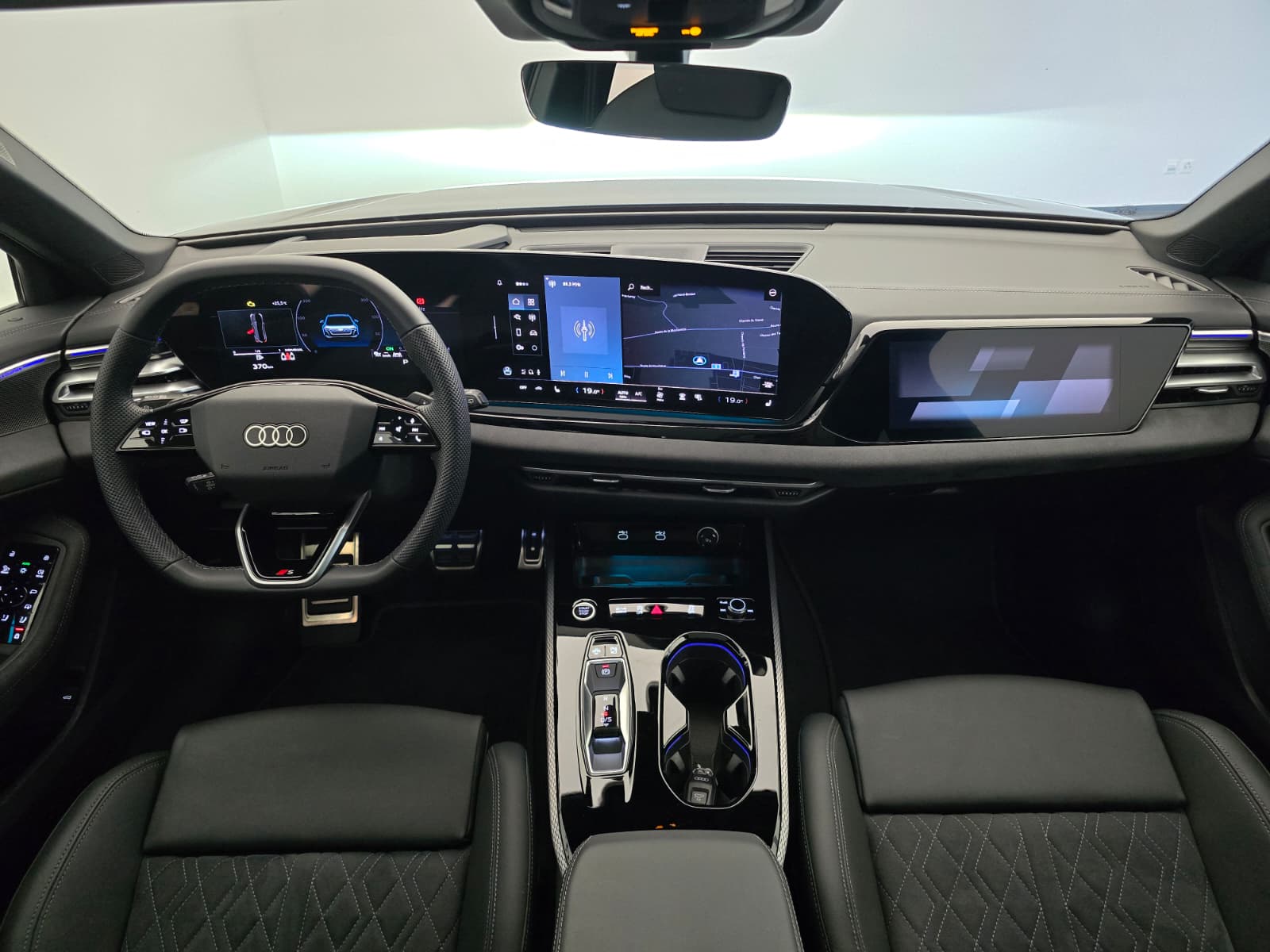 AUDI A5 Avant TFSI quattro 150 kW S tronic-image-9