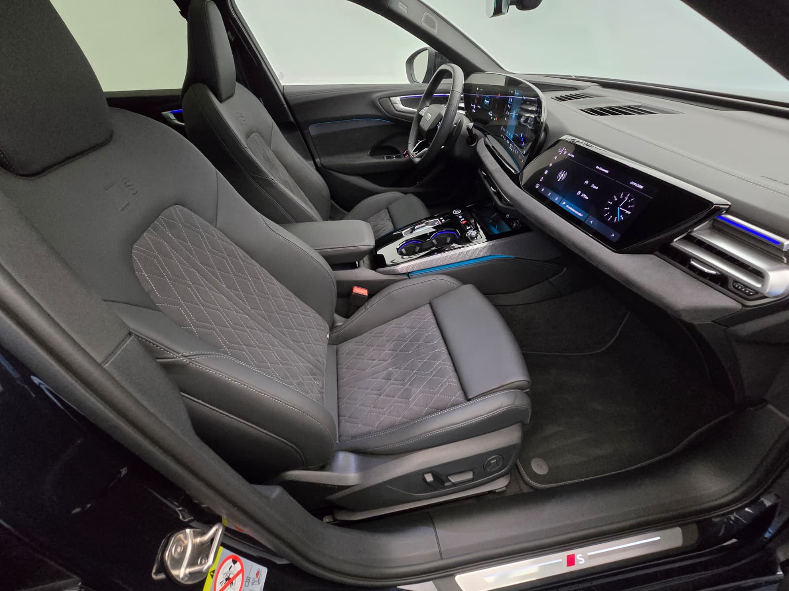 AUDI A5 Avant TFSI quattro 150 kW S tronic-image-13
