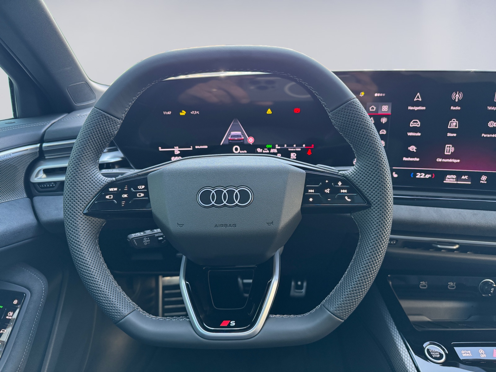 AUDI A5 Avant TFSI quattro 150 kW S tronic-image-9