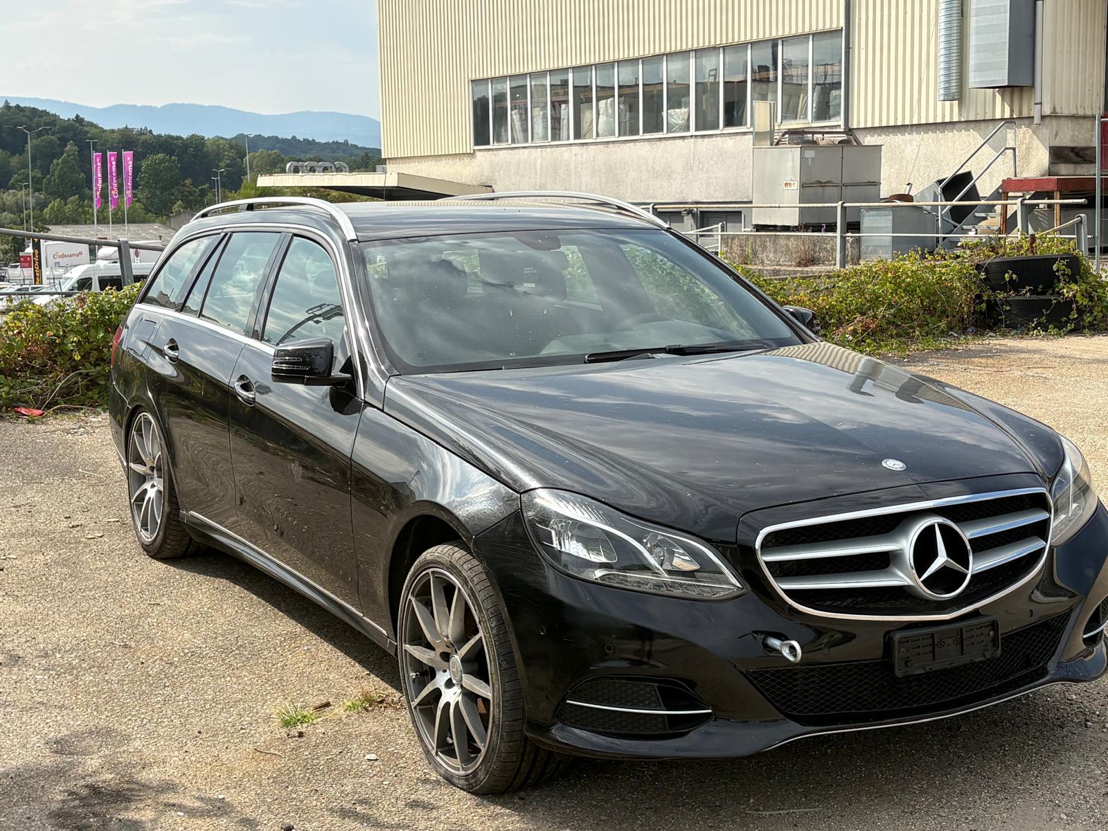 MERCEDES-BENZ E 220 BlueTEC 4Matic 7G-Tronic-image-0