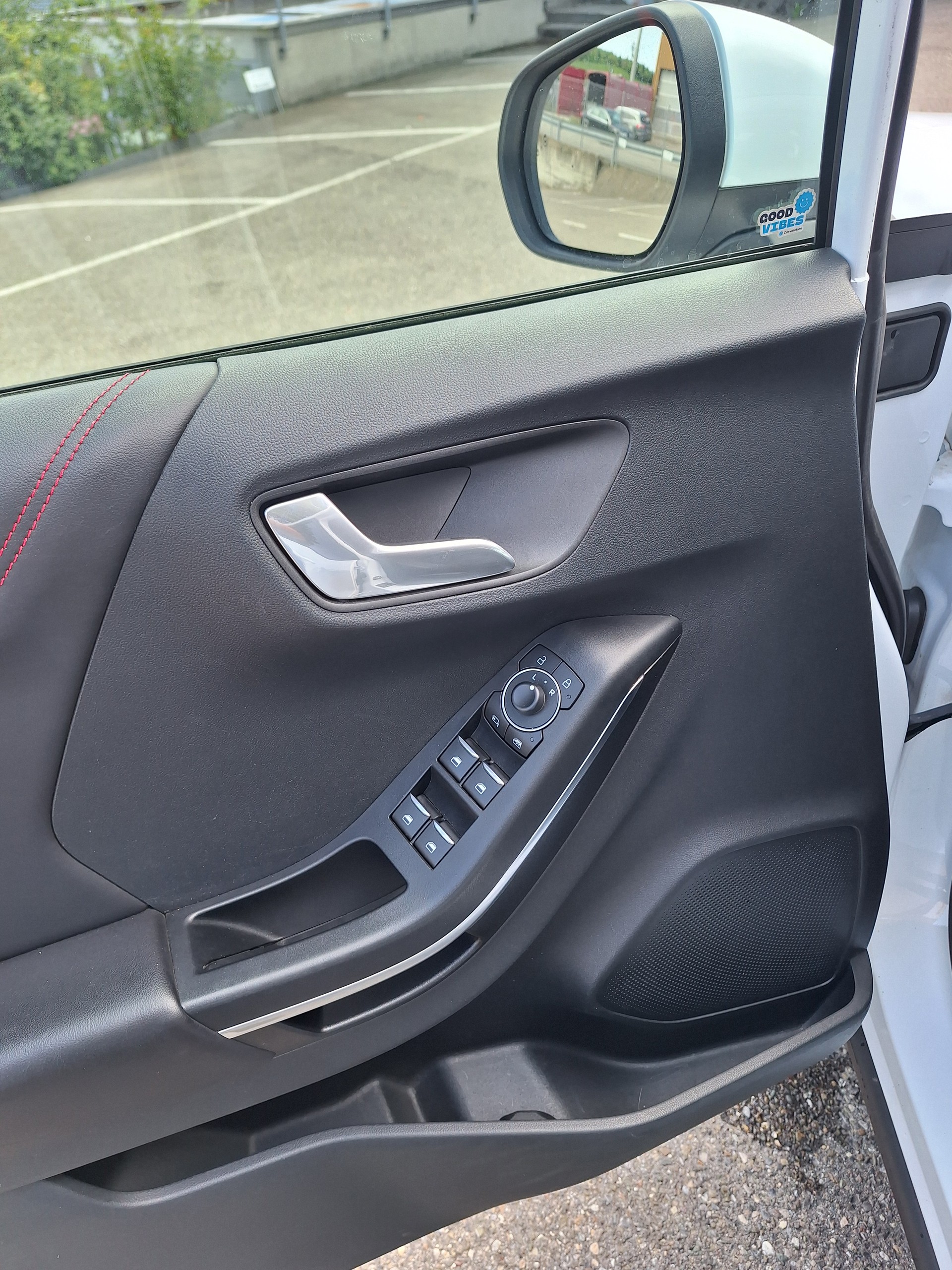 FORD Puma 1.0 MHEV ST-Line X Automat-image-6