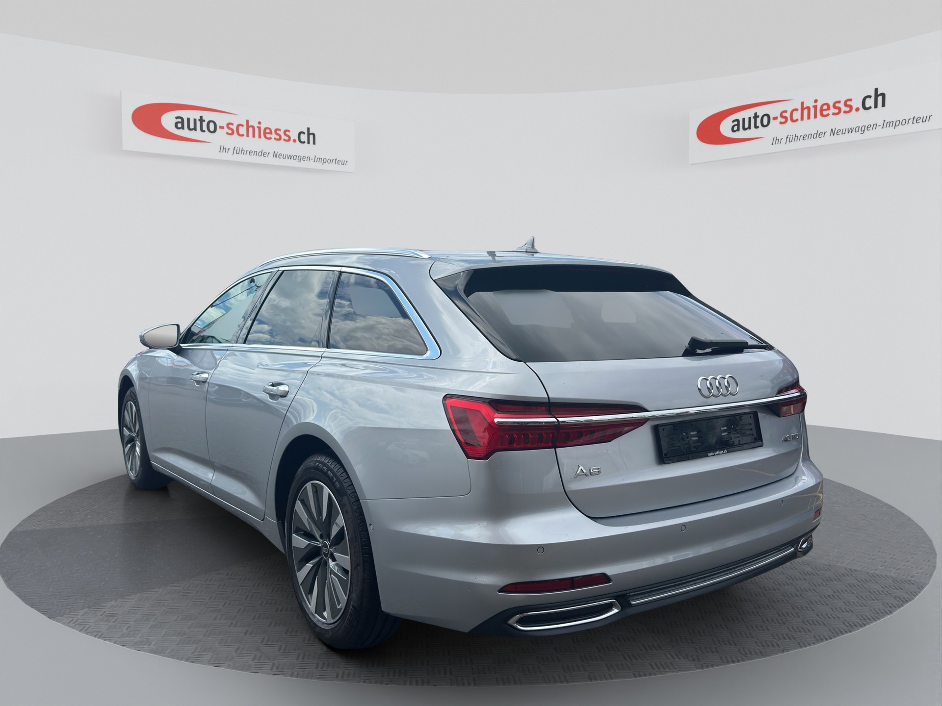 AUDI A6 Avant 40 TDI Design S-tronic-image-2