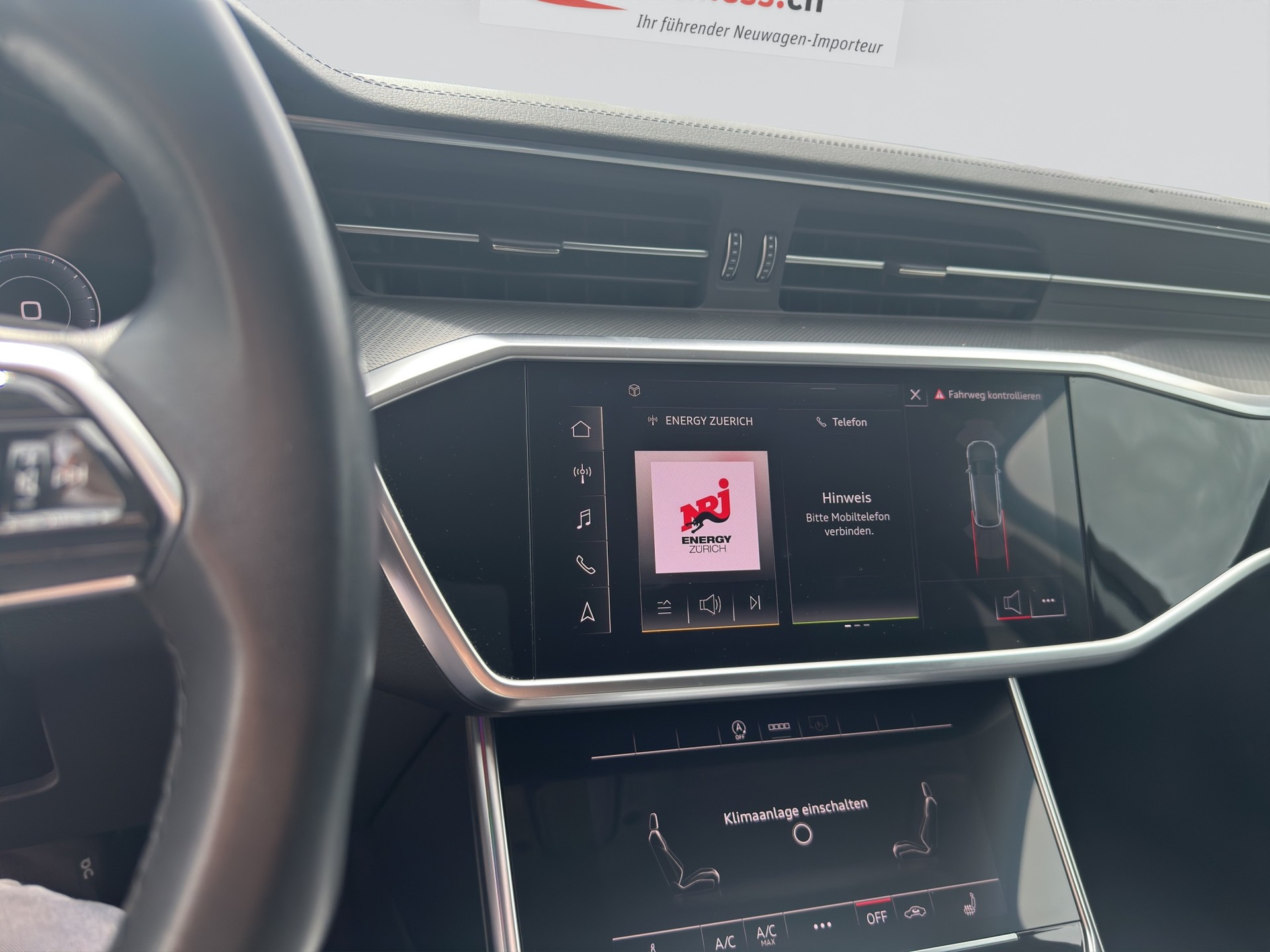 AUDI A6 Avant 40 TDI Design S-tronic-image-15