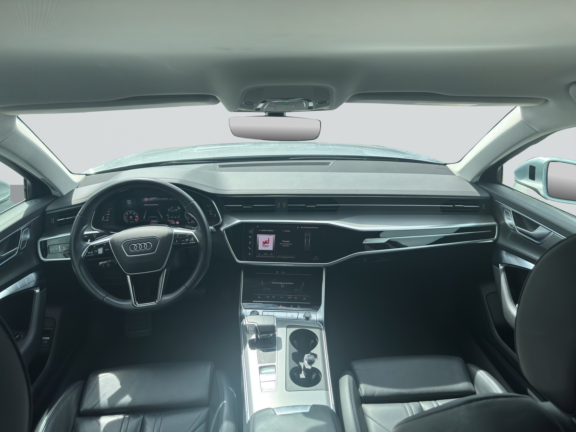 AUDI A6 Avant 40 TDI Design S-tronic-image-16