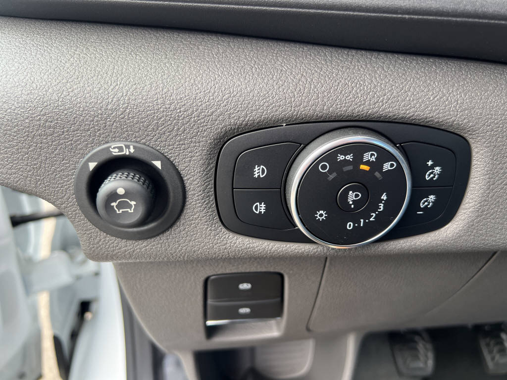FORD Transit Kab.-Ch. 350 L3 2.0 EcoBlue 165-image-12