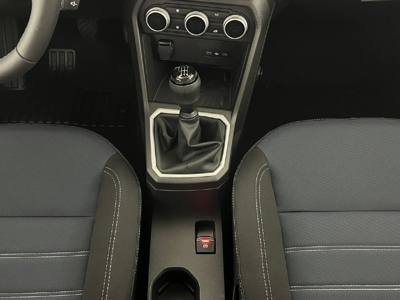 DACIA Jogger 1.0 TCe Journey-image-12