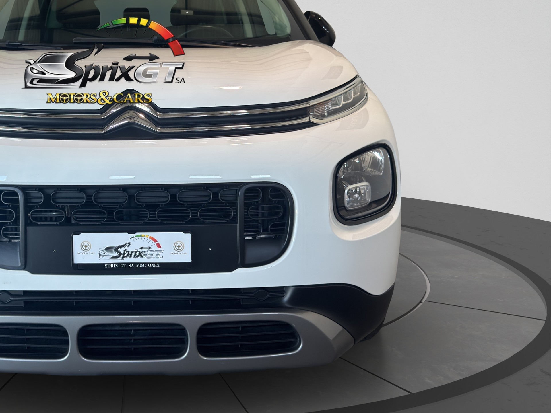 CITROEN C3 Aircross 1.2i PureTech Shine EAT-image-7