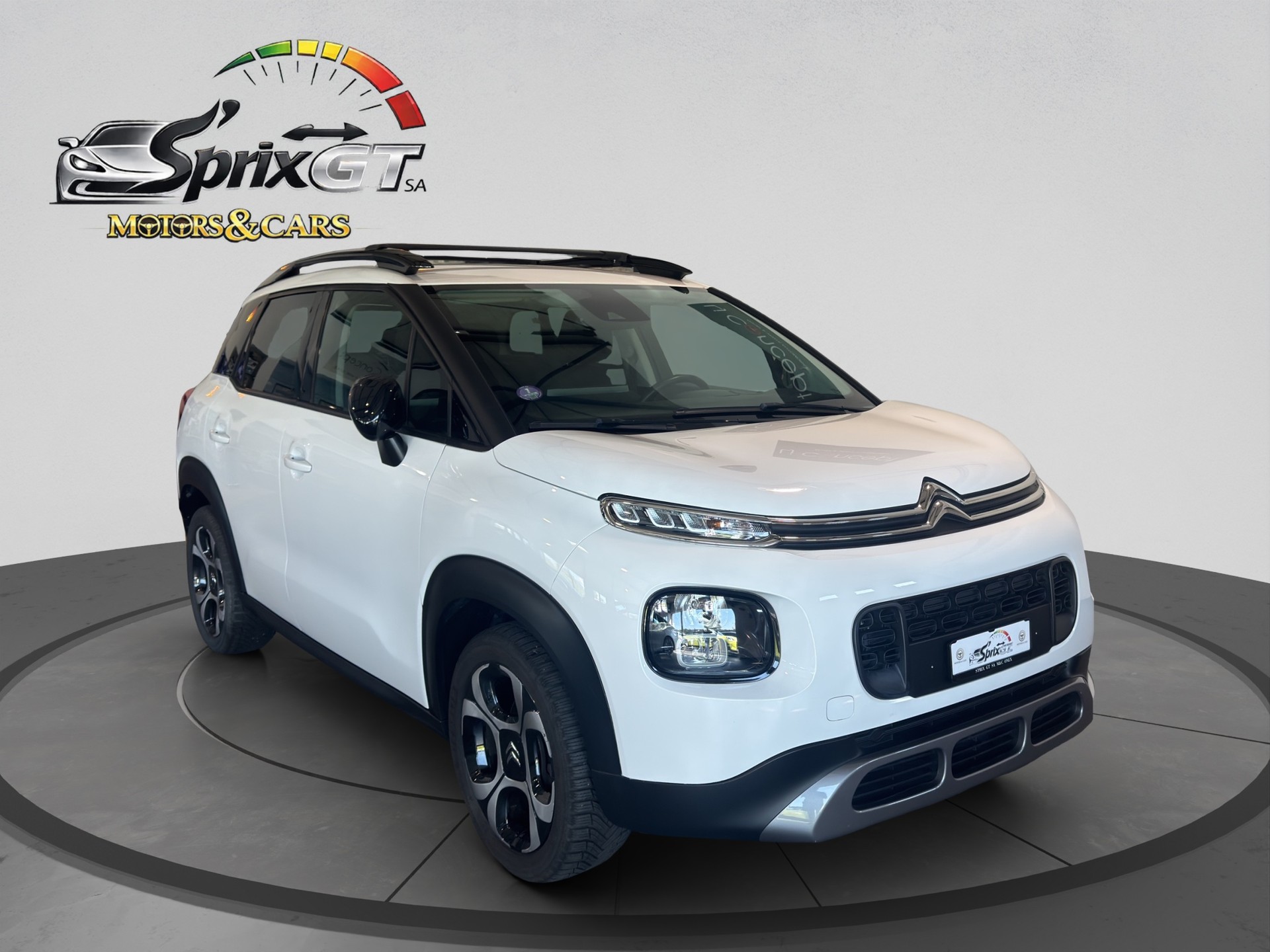 CITROEN C3 Aircross 1.2i PureTech Shine EAT-image-6