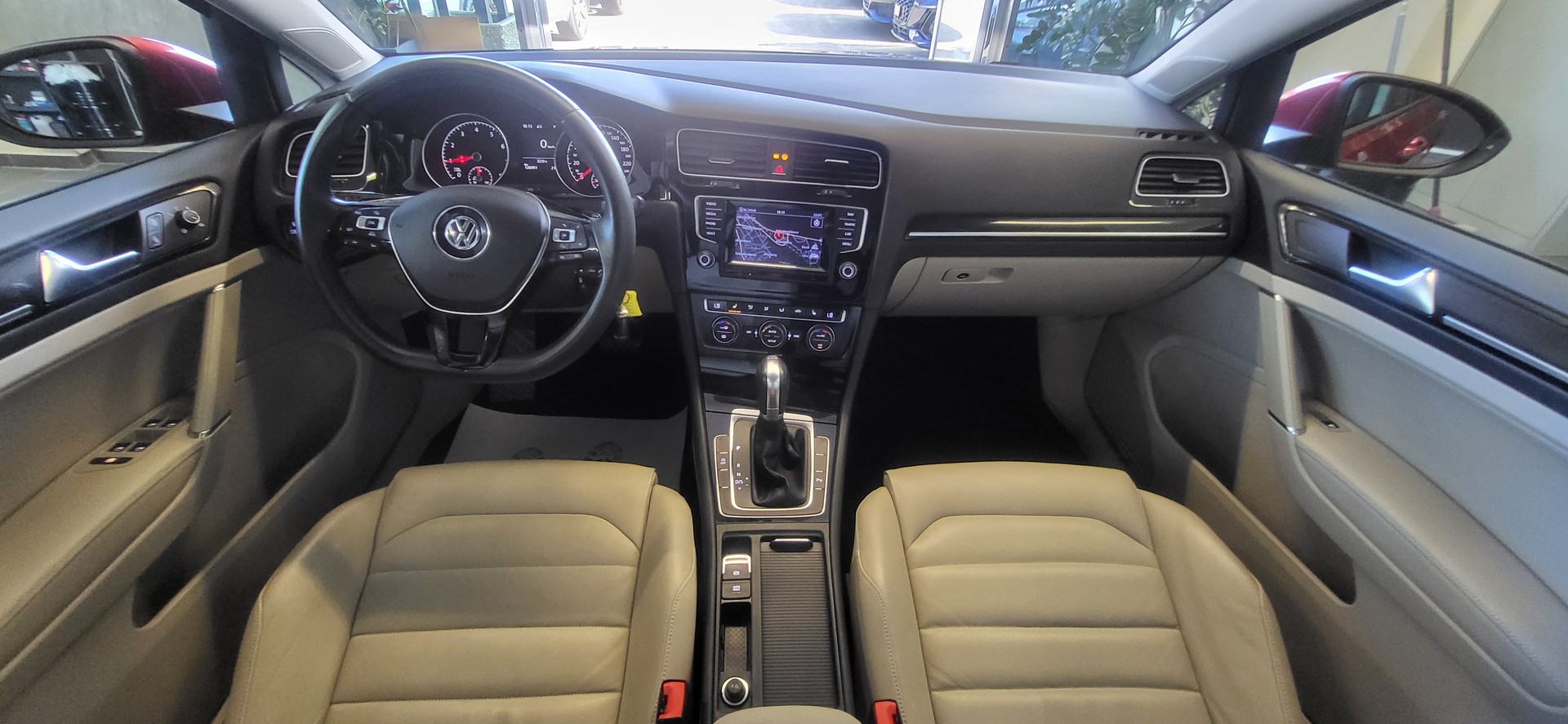 VW Golf 1.4 TSI Highline DSG-image-5