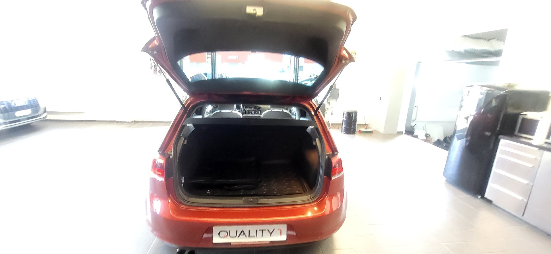 VW Golf 1.4 TSI Highline DSG-image-17