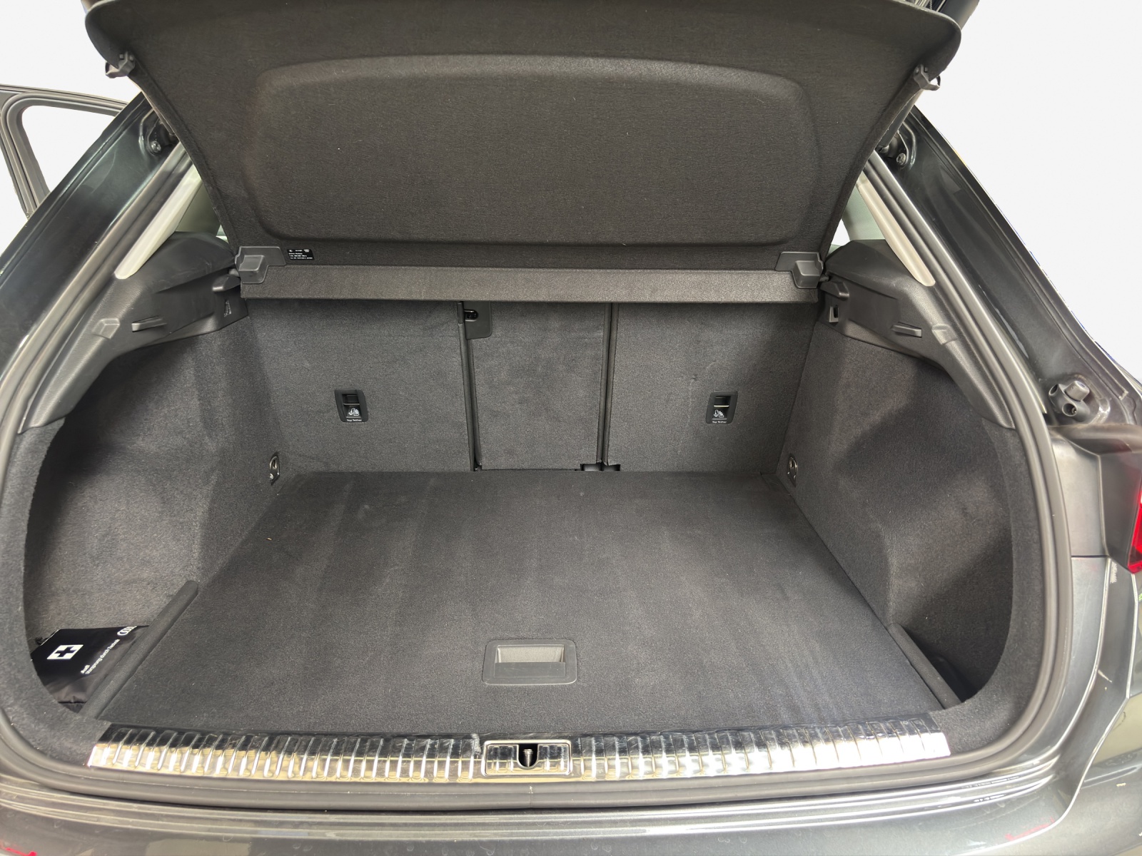 AUDI Q3 35 TFSI S line Attraction S-tronic-image-12