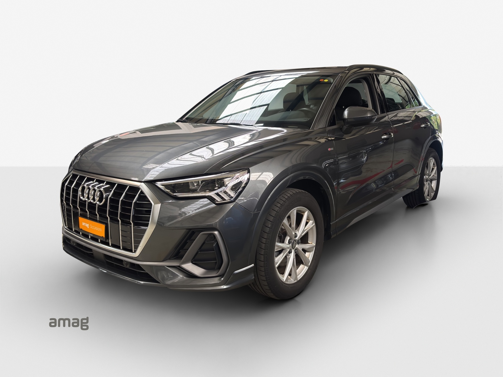 AUDI Q3 35 TFSI S line Attraction S-tronic-image-0