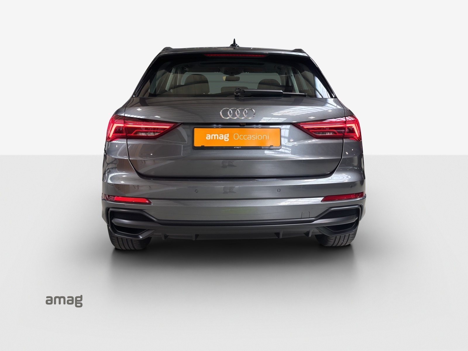 AUDI Q3 35 TFSI S line Attraction S-tronic-image-3