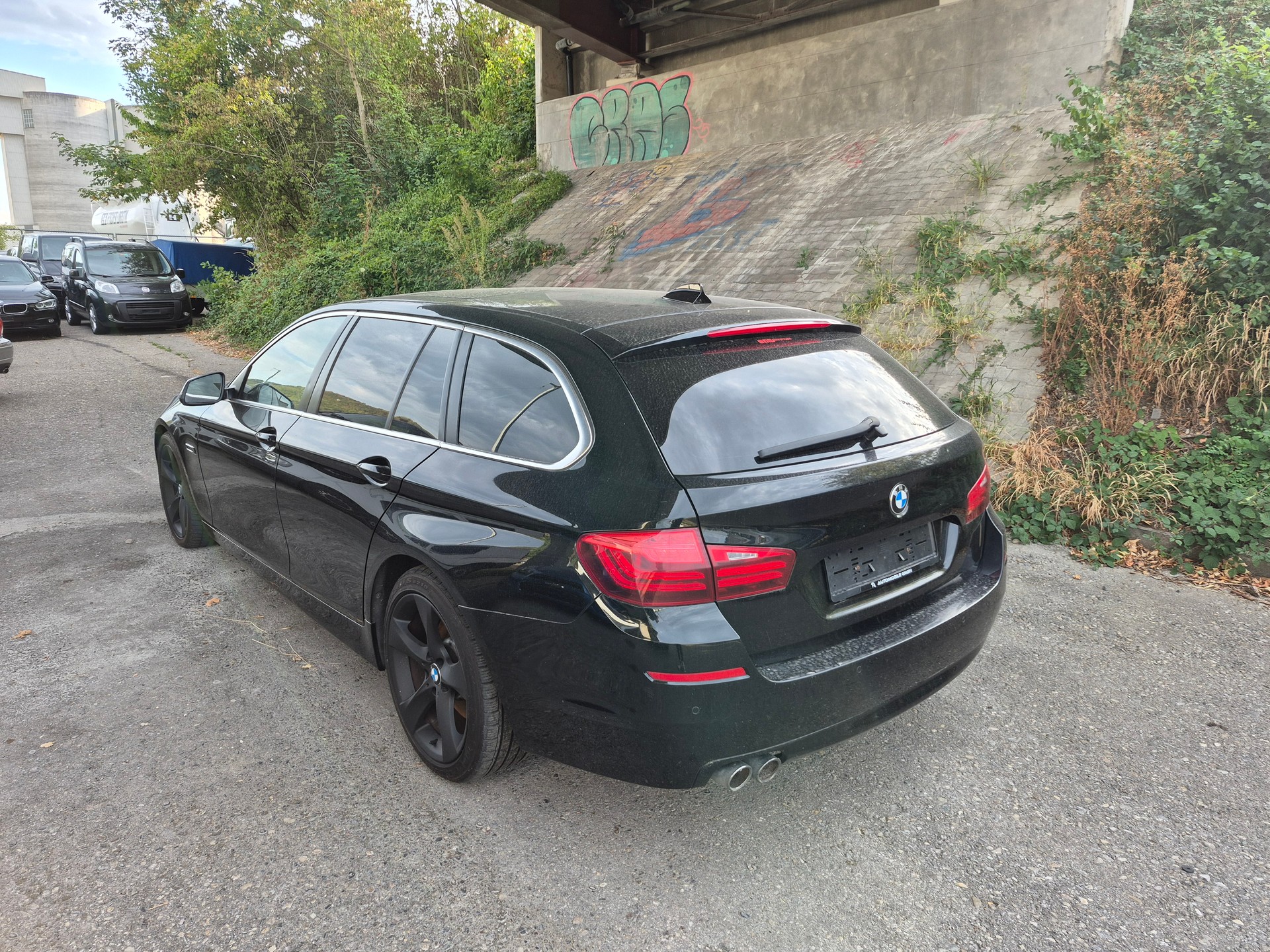 BMW 530d Touring Luxury Line Steptronic-image-3