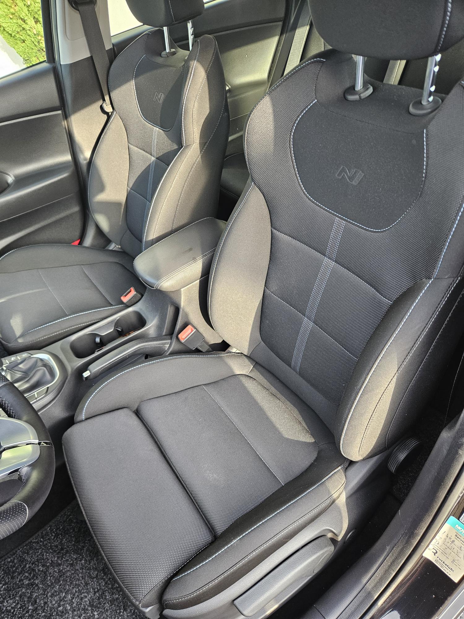 HYUNDAI 1.6 CRDi Launch Plus-image-4