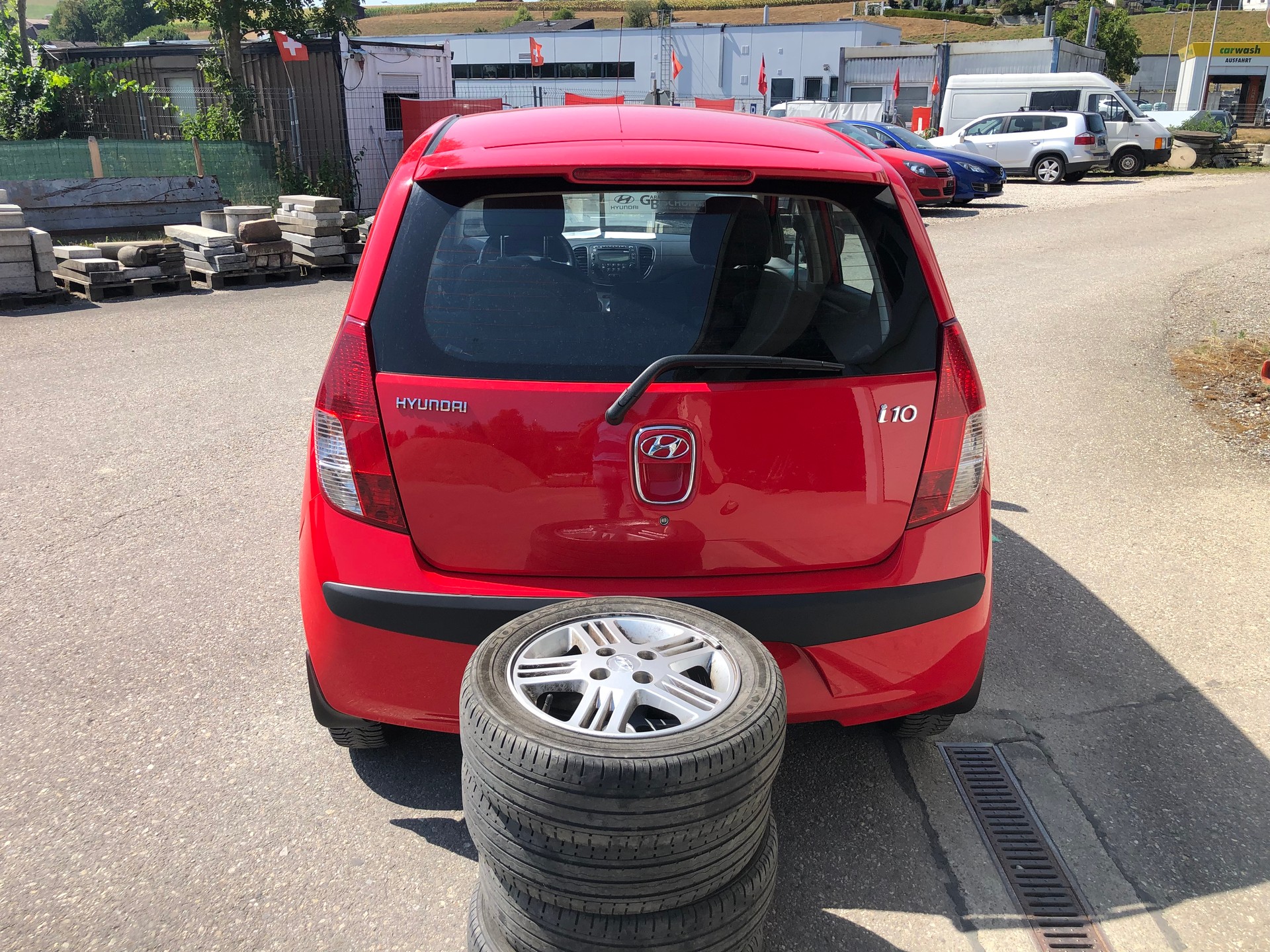 HYUNDAI i10 1.1 Comfort-image-5