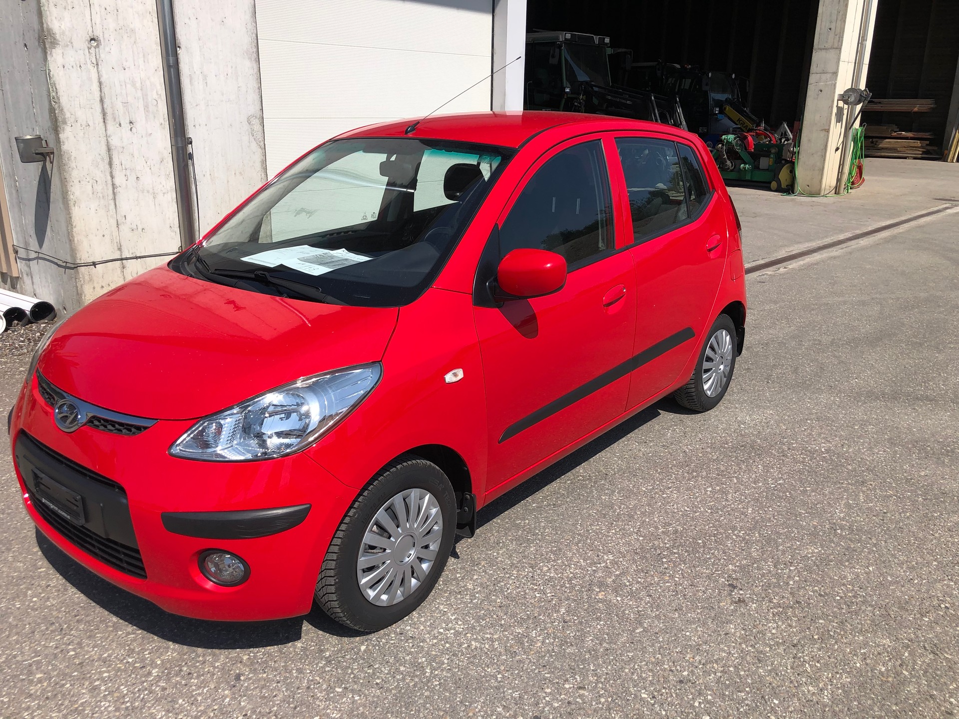 HYUNDAI i10 1.1 Comfort-image-2