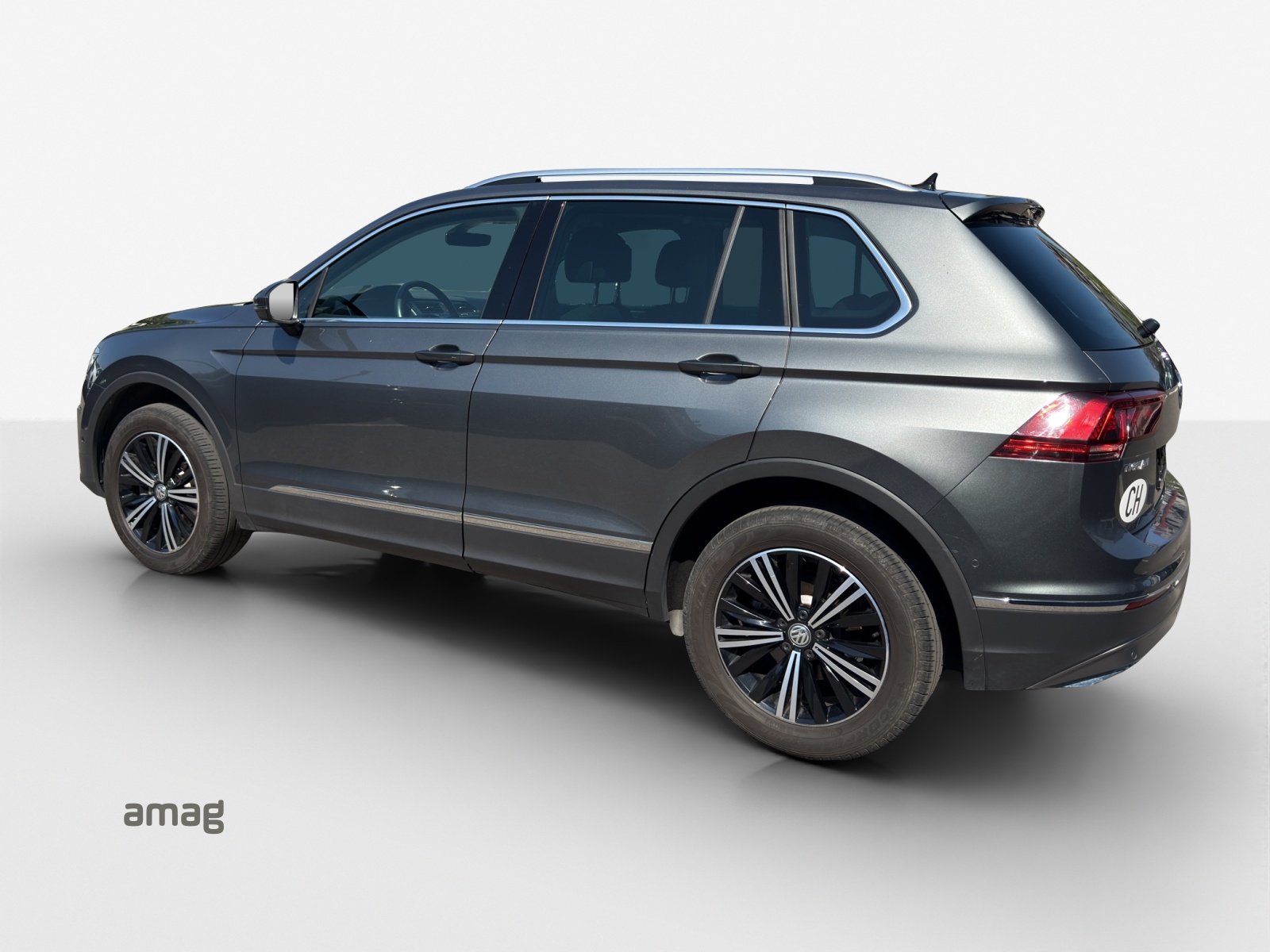 VW Tiguan 2.0TSI Highline 4Motion DSG-image-2