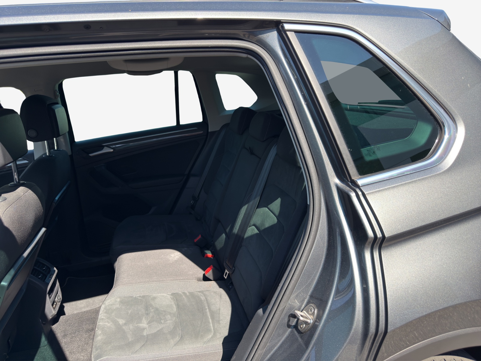 VW Tiguan 2.0TSI Highline 4Motion DSG-image-11
