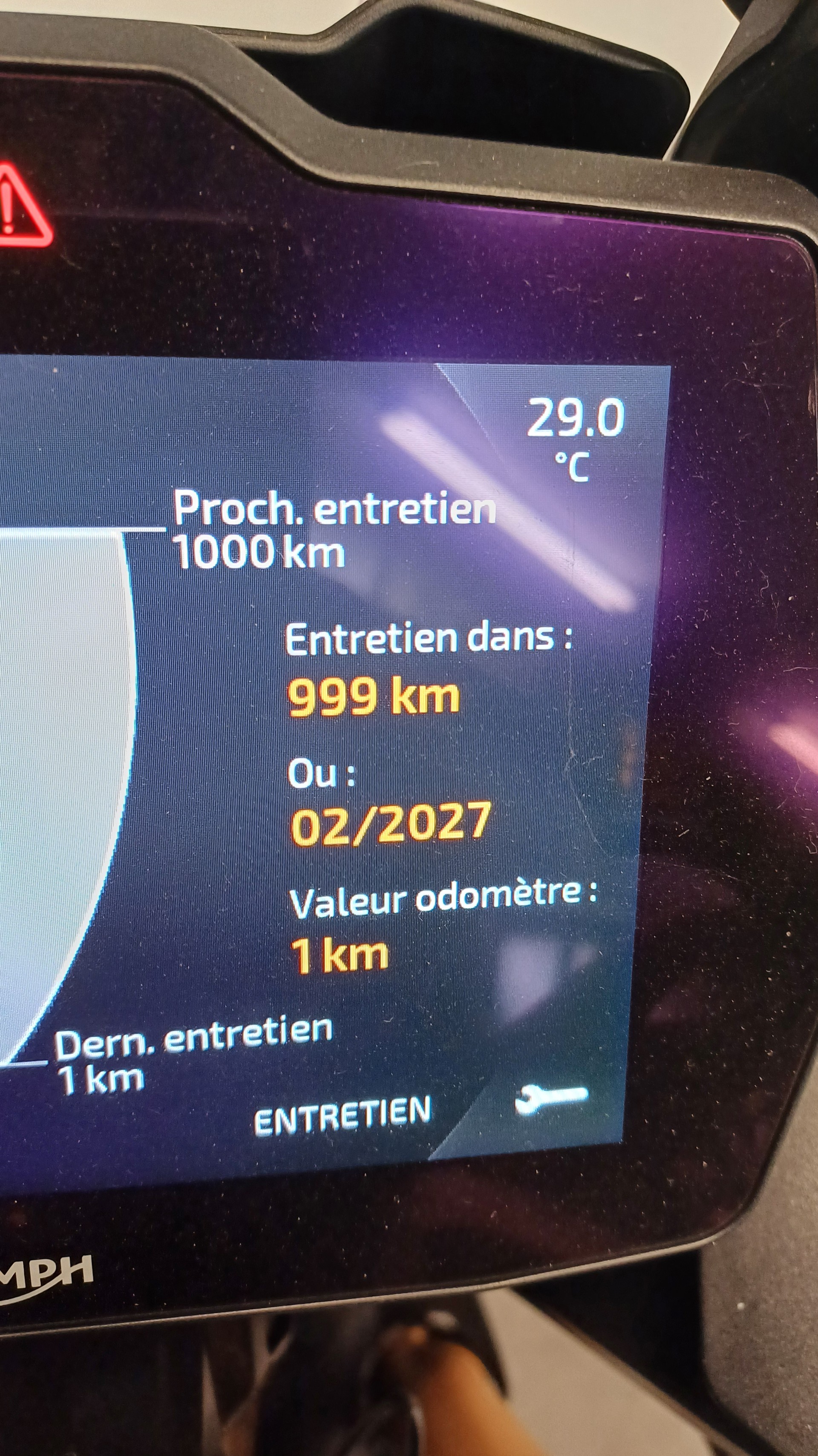 TRIUMPH Tiger 900 Desert Edition " Offre spécial : Valises latérales offertes "-image-12
