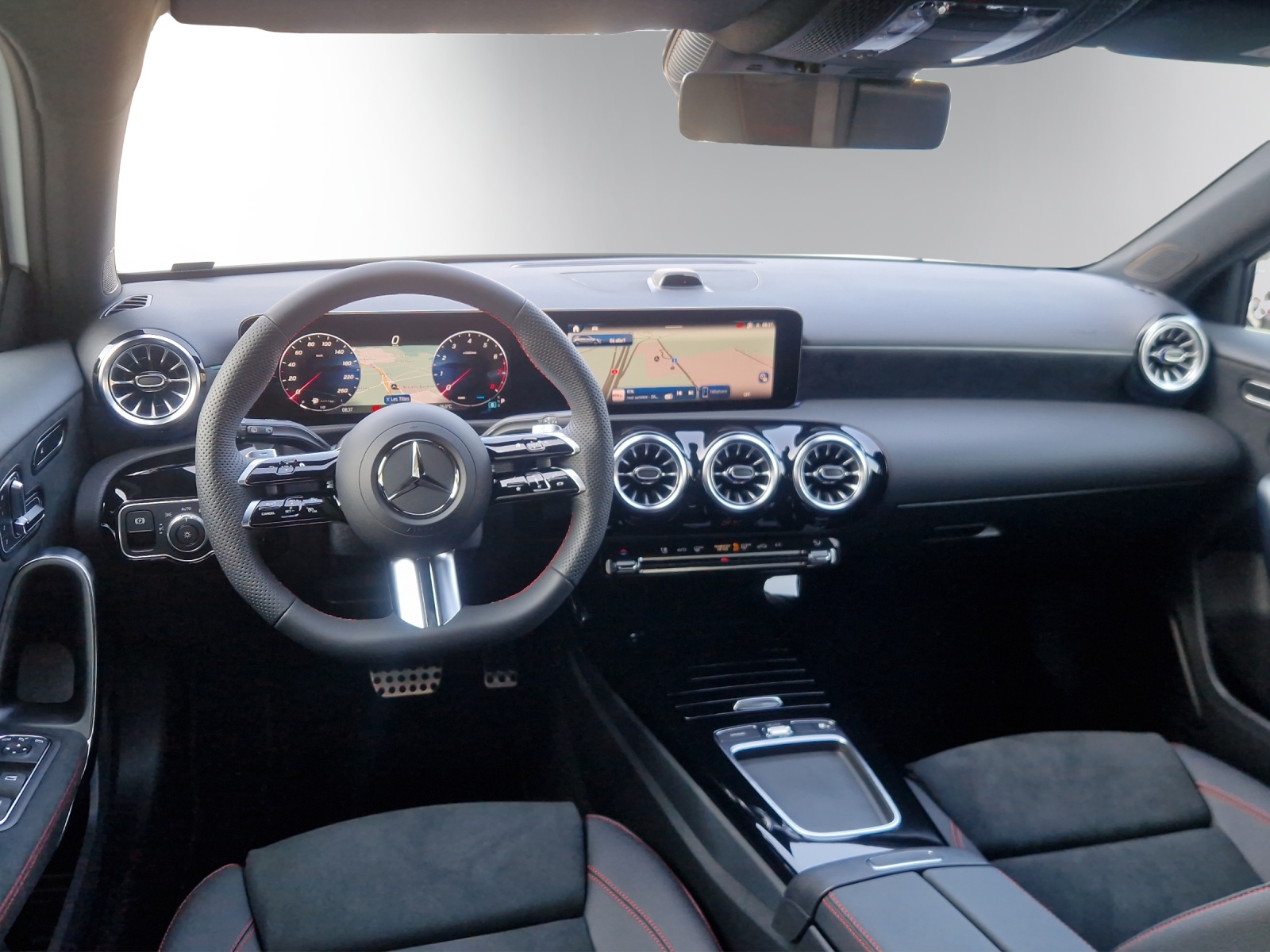 MERCEDES-BENZ A 200 Night Star 7G-DCT-image-8