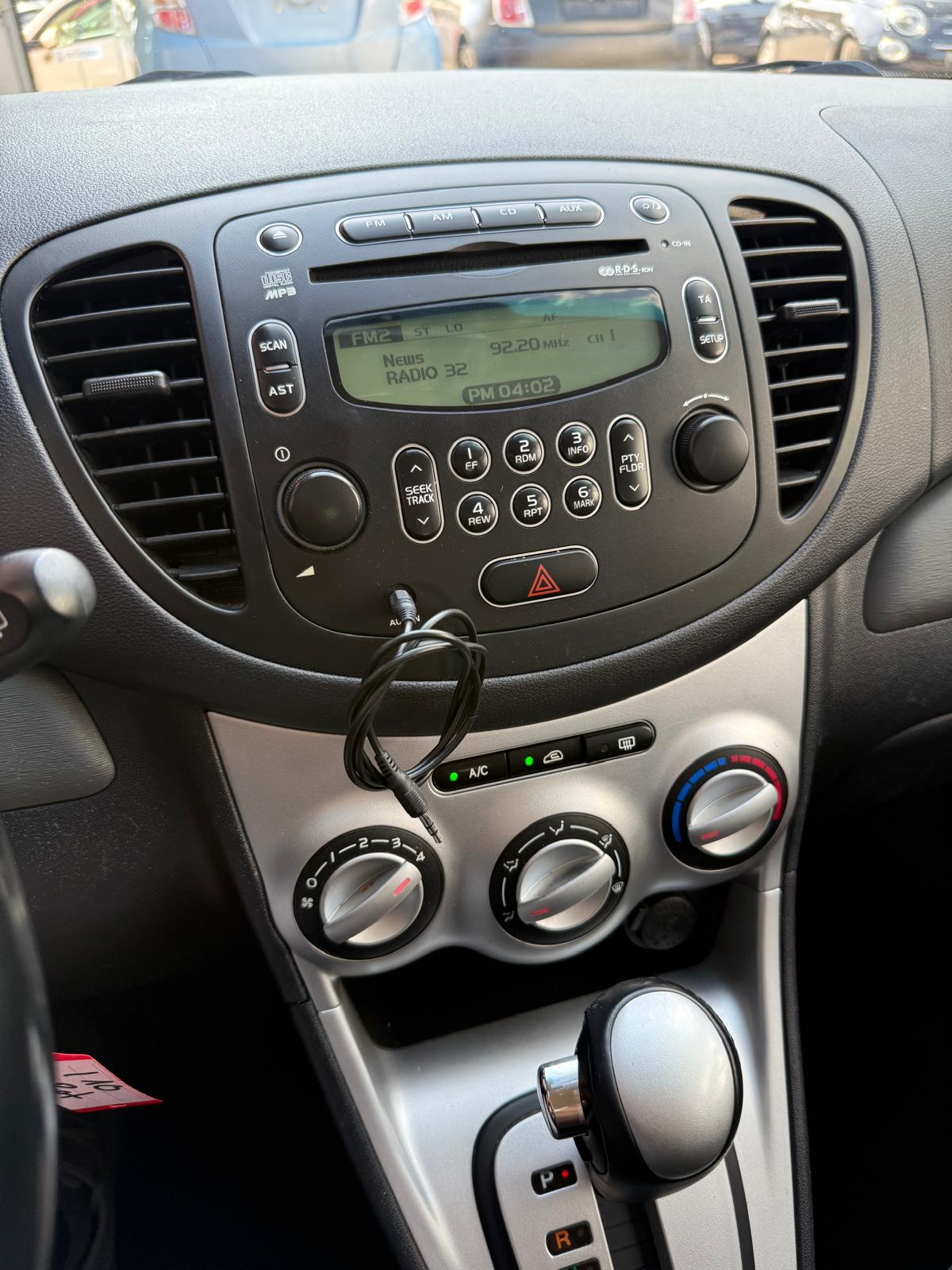 HYUNDAI i10 1.1 Style Automatic / MFK 08.2026-image-13