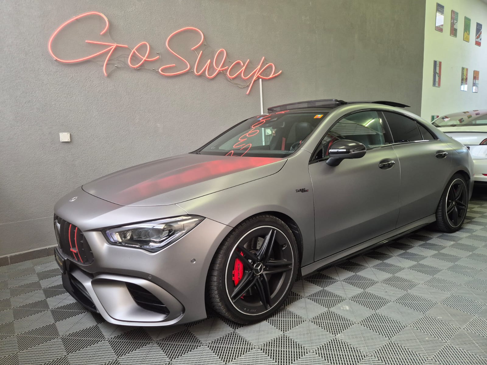 MERCEDES-BENZ CLA 45 S AMG 4Matic+ 8G-DCT *Toit ouvrant *Gris "mat"-image-0
